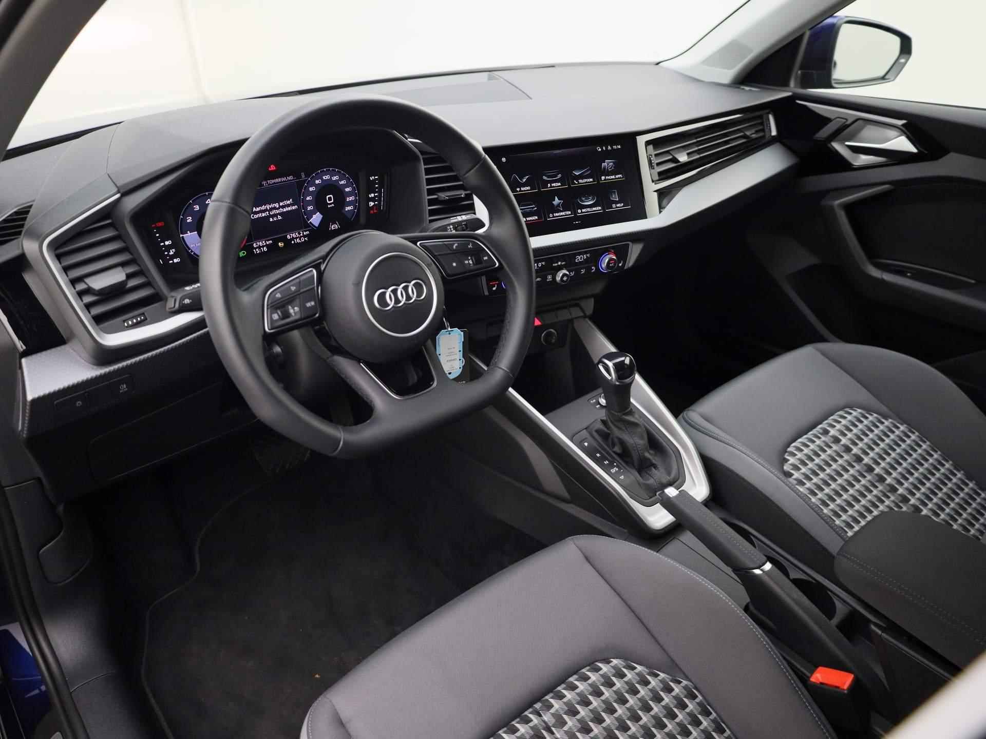 Audi A1 allstreet 30 TFSI/110PK Advanced · App connect · Stoelverwarming · Cruise control · Garantie tot 15-01-2029 of 100000 - 15/35