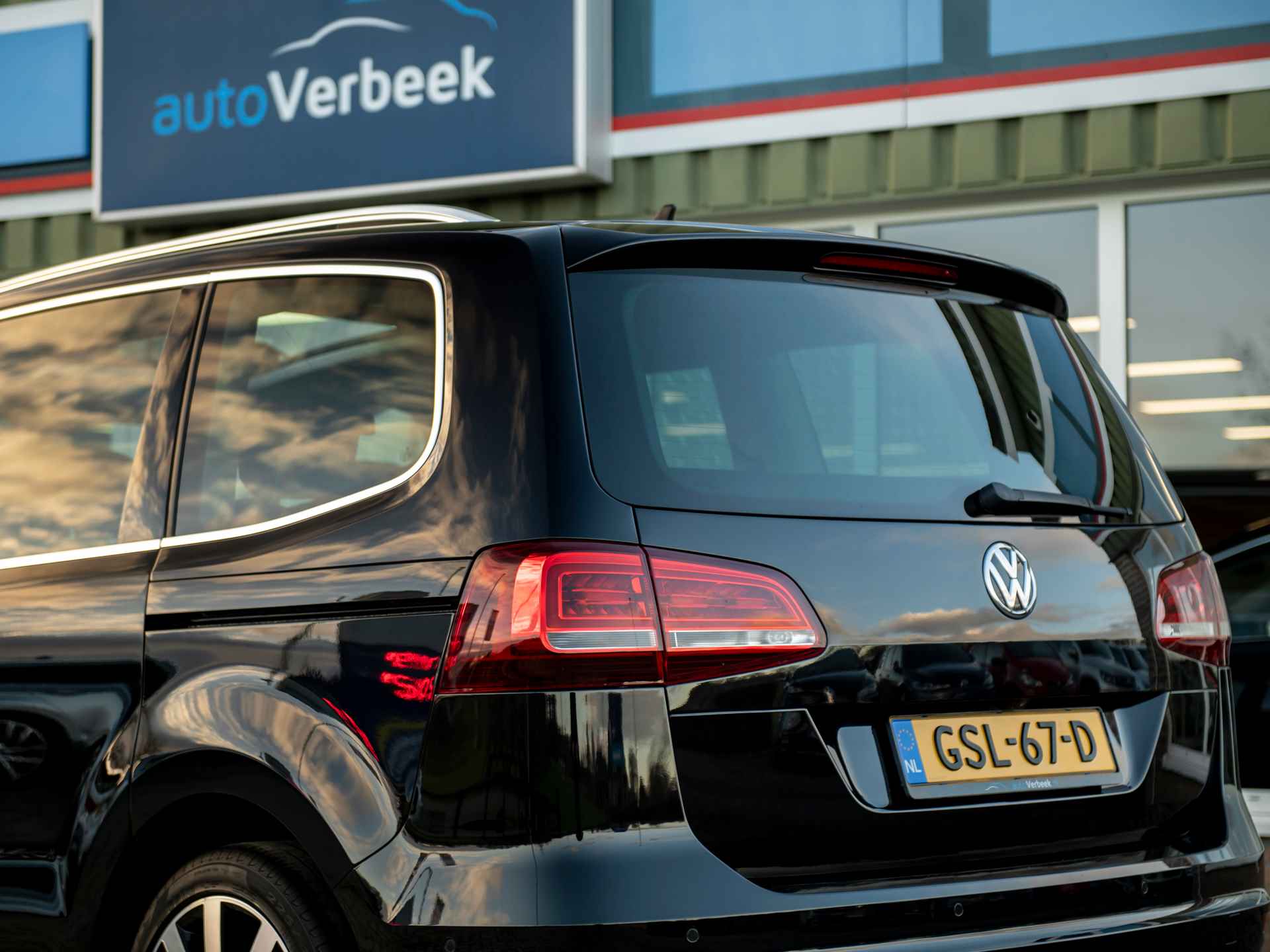 Volkswagen Sharan 2.0TSi DSG6 220pk Sound 7P | Dealeronderhouden! | Pano | El.schuifdeuren + Achterklep | El.trekhaak | Bi-Xenon | Navi | App-Connect | ACC | Keyless Entry | 2 kinderzitjes geïntegreerd - 37/56