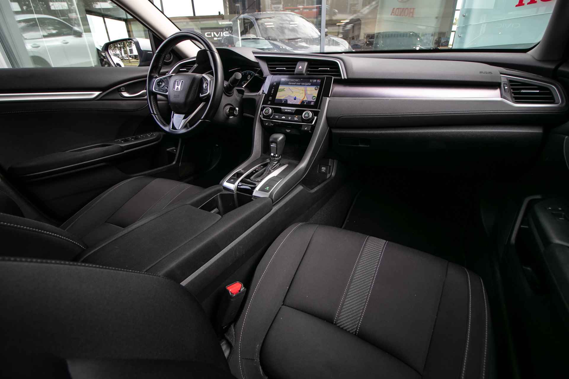 Honda Civic 1.5T i-VTEC Elegance Automaat - All in rijklaarprijs | Navigatie/camera | Honda Sensing | Stoelverw. - 4/35