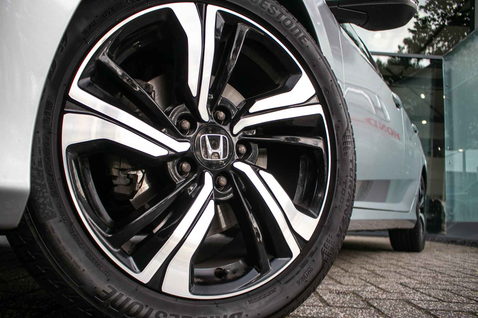 Honda Civic 1.5T i-VTEC Elegance Automaat - All in rijklaarprijs | Navigatie/camera | Honda Sensing | Stoelverw. - 13/35