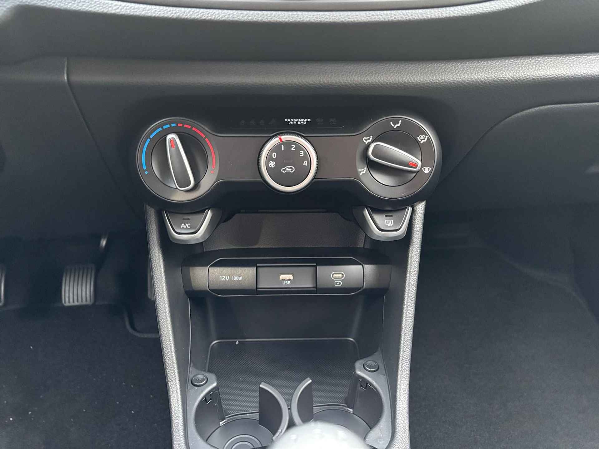 Kia Picanto 1.0 DPI DynamicLine 5p. | €1.000 inruilvoordeel | Private Lease vanaf €309,- p.m. |  8 inch full map navigatie inclusief Kia Connect en Live Services | Apple Carplay & Android Auto | Parkeersensoren achterzijde en achteruitrij camera | Bel & bestel bij KIA Leiderdorp 071 760 06 00 | - 12/13