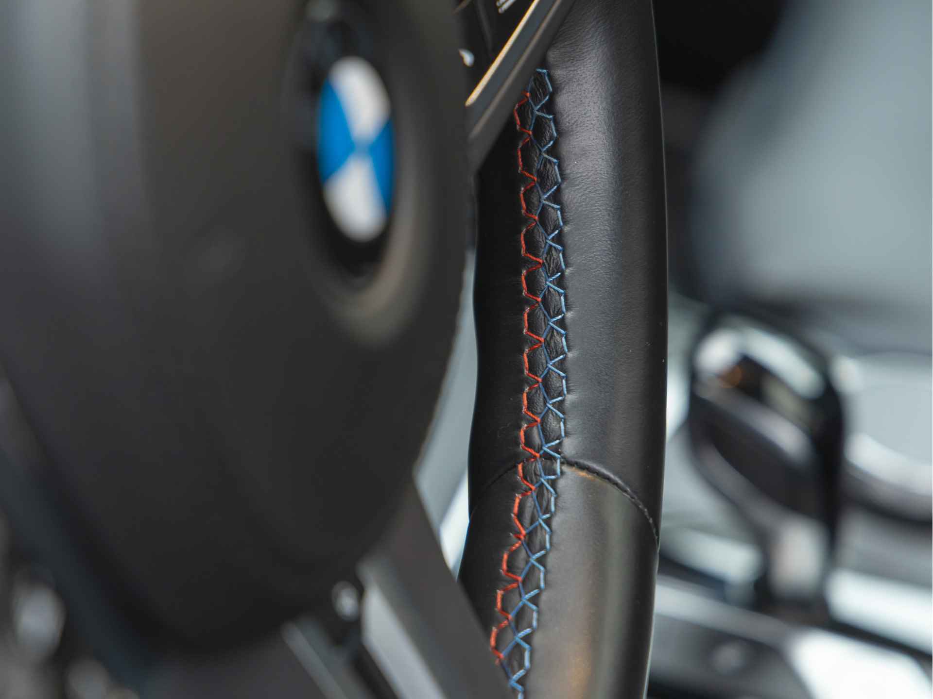 BMW X4 M40i - Pano - M-Zetels - Driving Ass Prof - Harman Kardon - Trekhaak - Head-up - 33/48