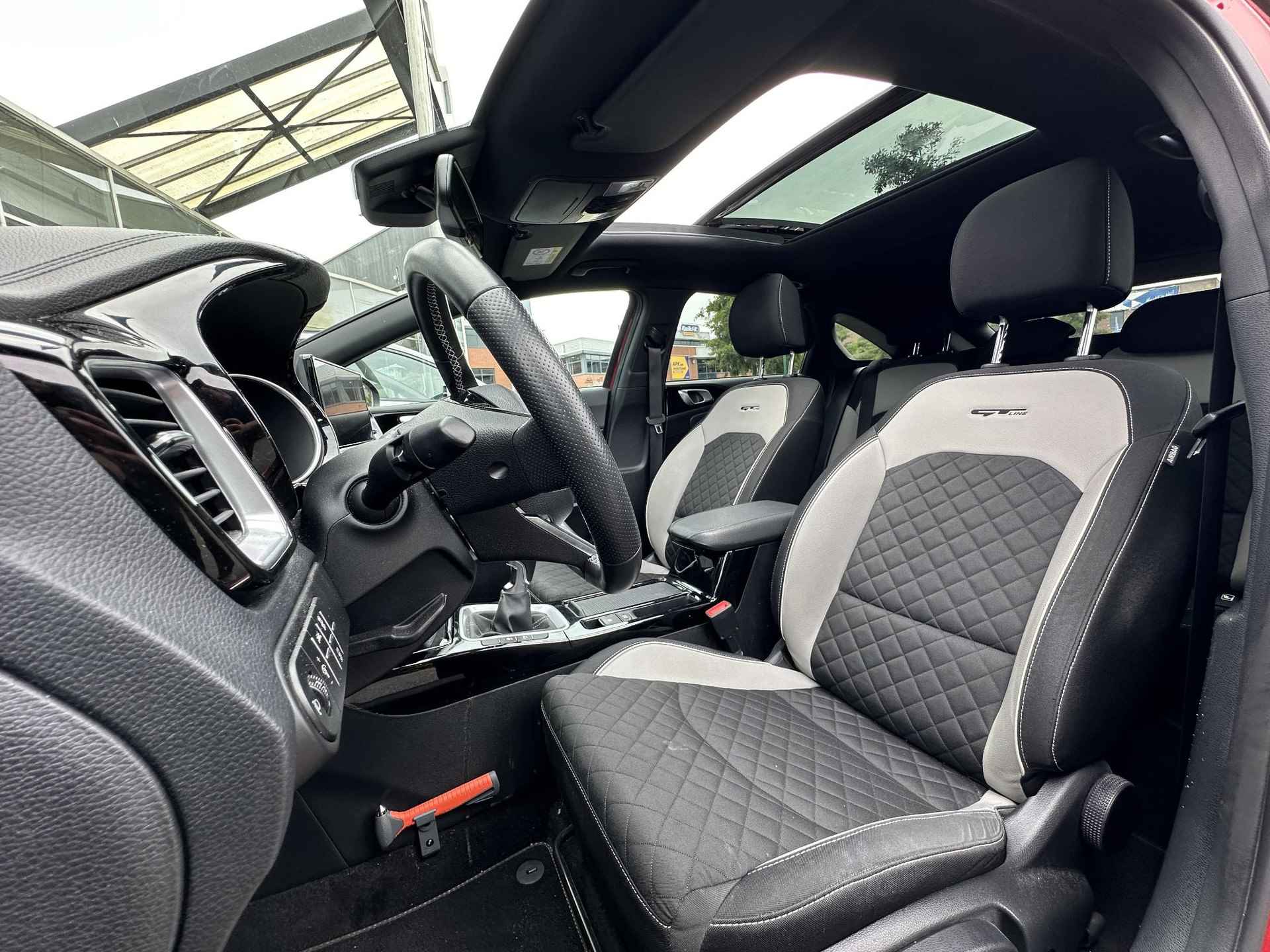 Kia ProCeed 1.0 T-GDI GT-Line Edition Panoramadak | Eerste Eigenaar | Dealer Onderhouden | Navigatie | Apple Carplay/Android Auto | Enz... - 7/24