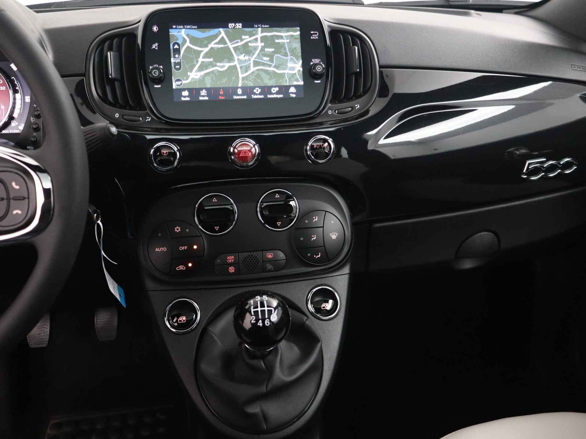 Fiat 500 1.0 Hybrid Dolcevita Apple carplay, DAB, Beats - 7/25