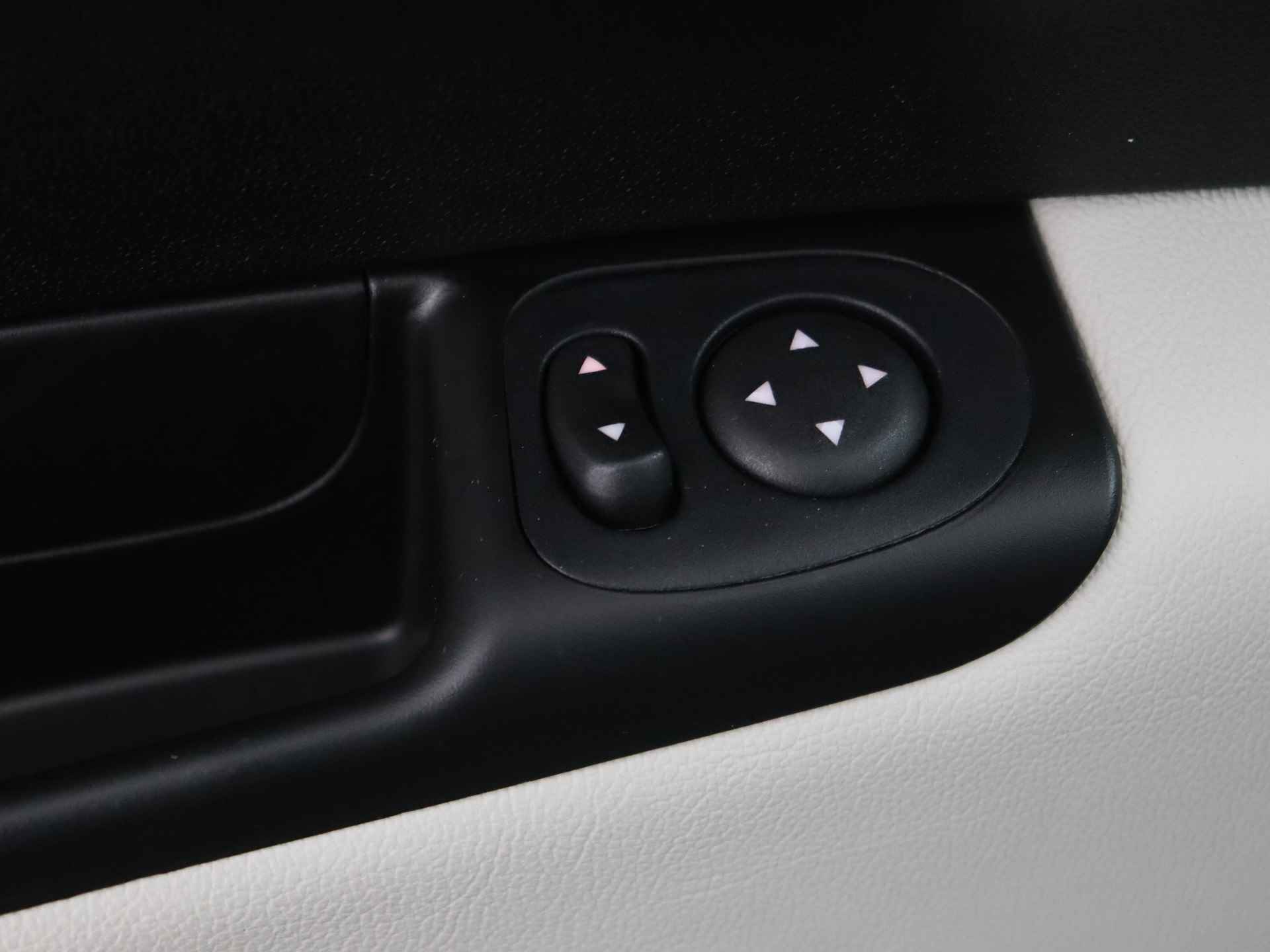 Fiat 500 1.0 Hybrid Dolcevita Apple carplay, DAB, Beats - 16/25