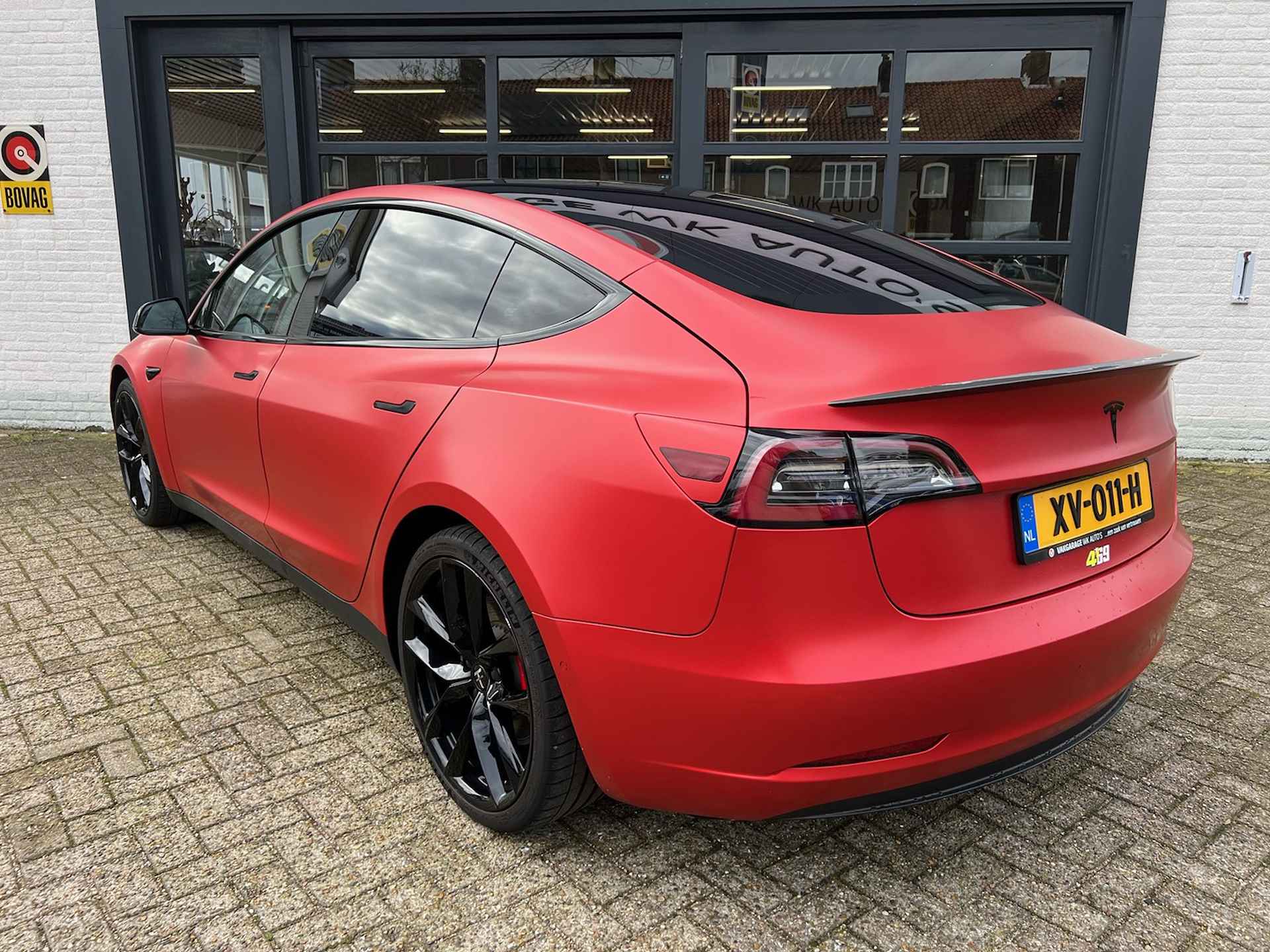 Tesla Model 3 LONG RANGE Performance AWD | SPECIAL | Carbon | Matt red WRAP | - 3/28