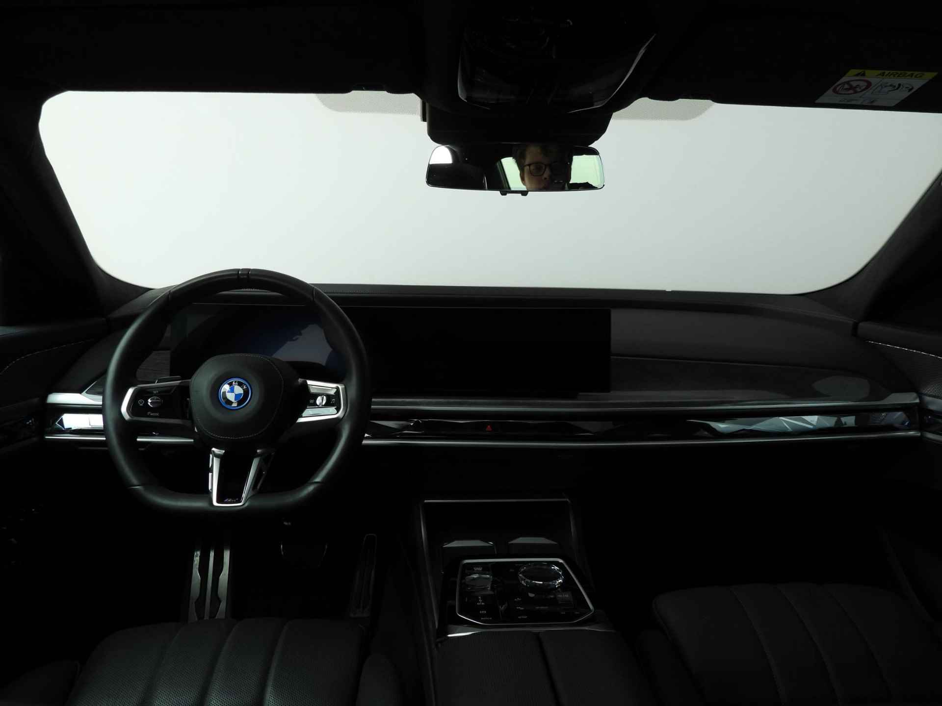 BMW i7 xDrive60 | M-Sportpakket | LED | Leder | HUD | Schuifdak | Active steering | DAB | Alu 21 inch - 8/47