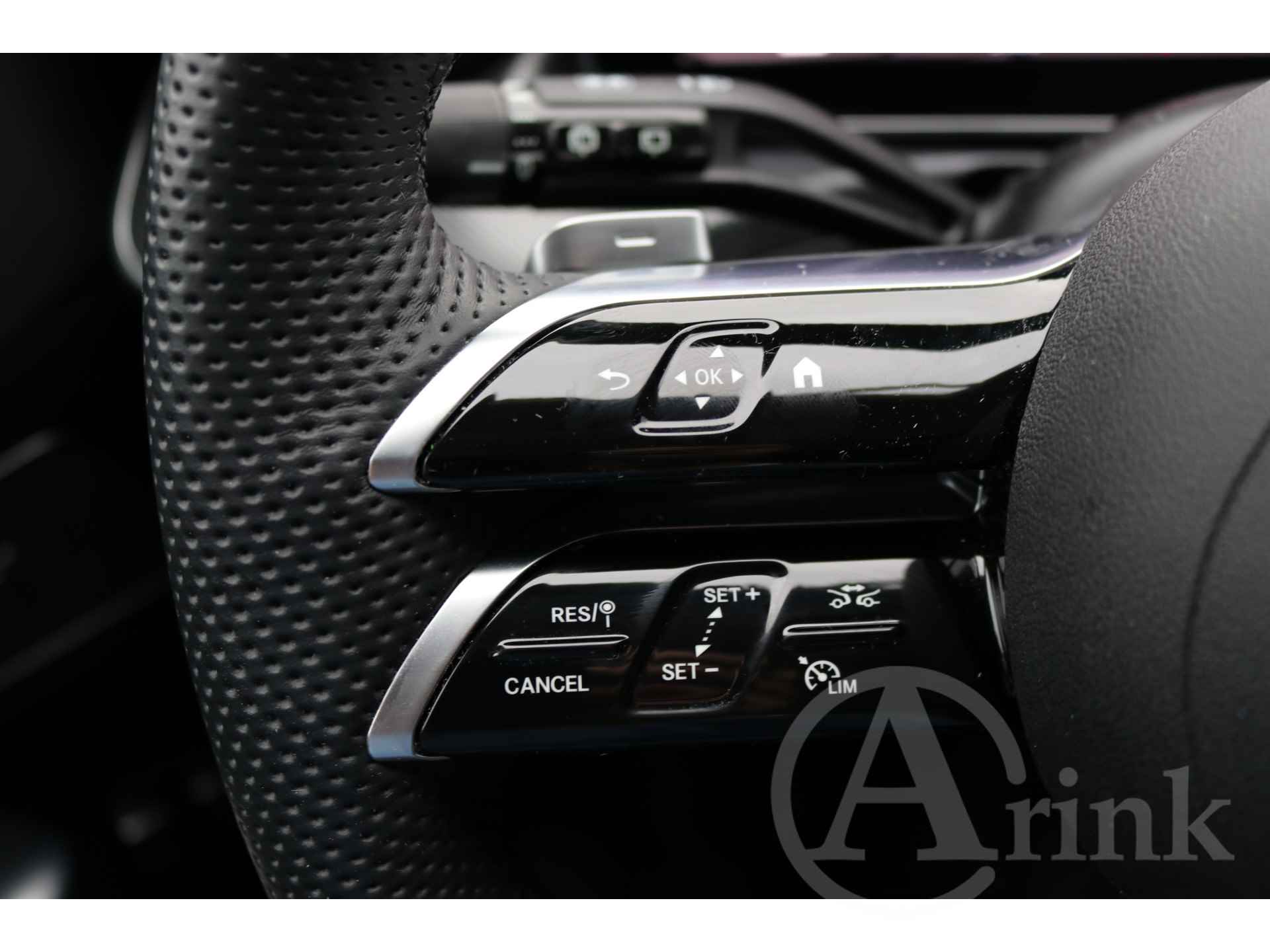 Mercedes-Benz C-Klasse Estate 300 e AMG Line Rijassistentiepakket plus, Multicontourstoelen, Panoramaschuifdak, 360 Camera - 40/51