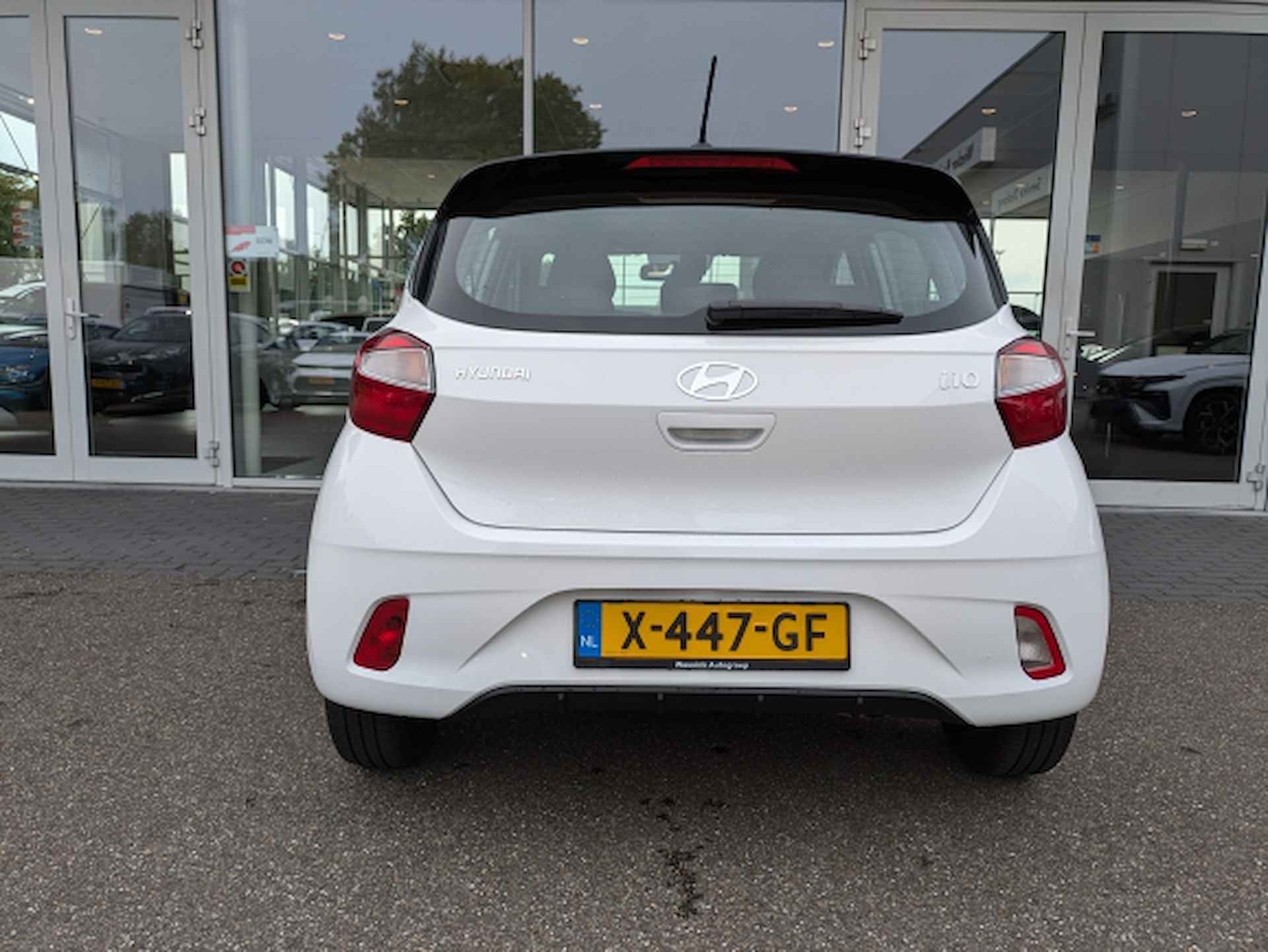 Hyundai I10  Automaat Comfort | Cruise Control | Navigatie via  Apple Carplay/ Android | € 329,- PL per maand - 8/19