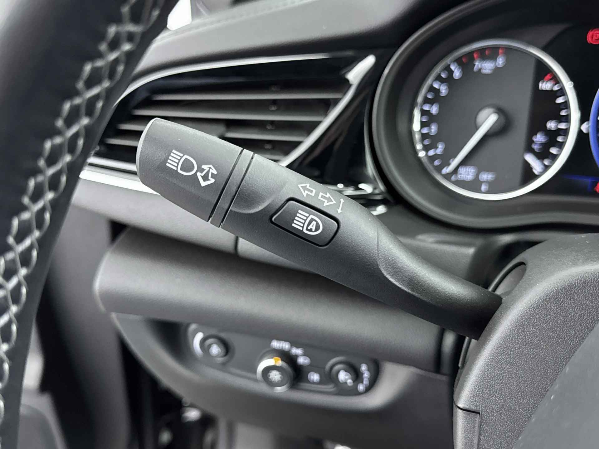 Opel Insignia Sports Tourer 1.5 Turbo Business Executive | Navigatie | Stuur/Stoel verwarming | Cruise Control | - 23/40