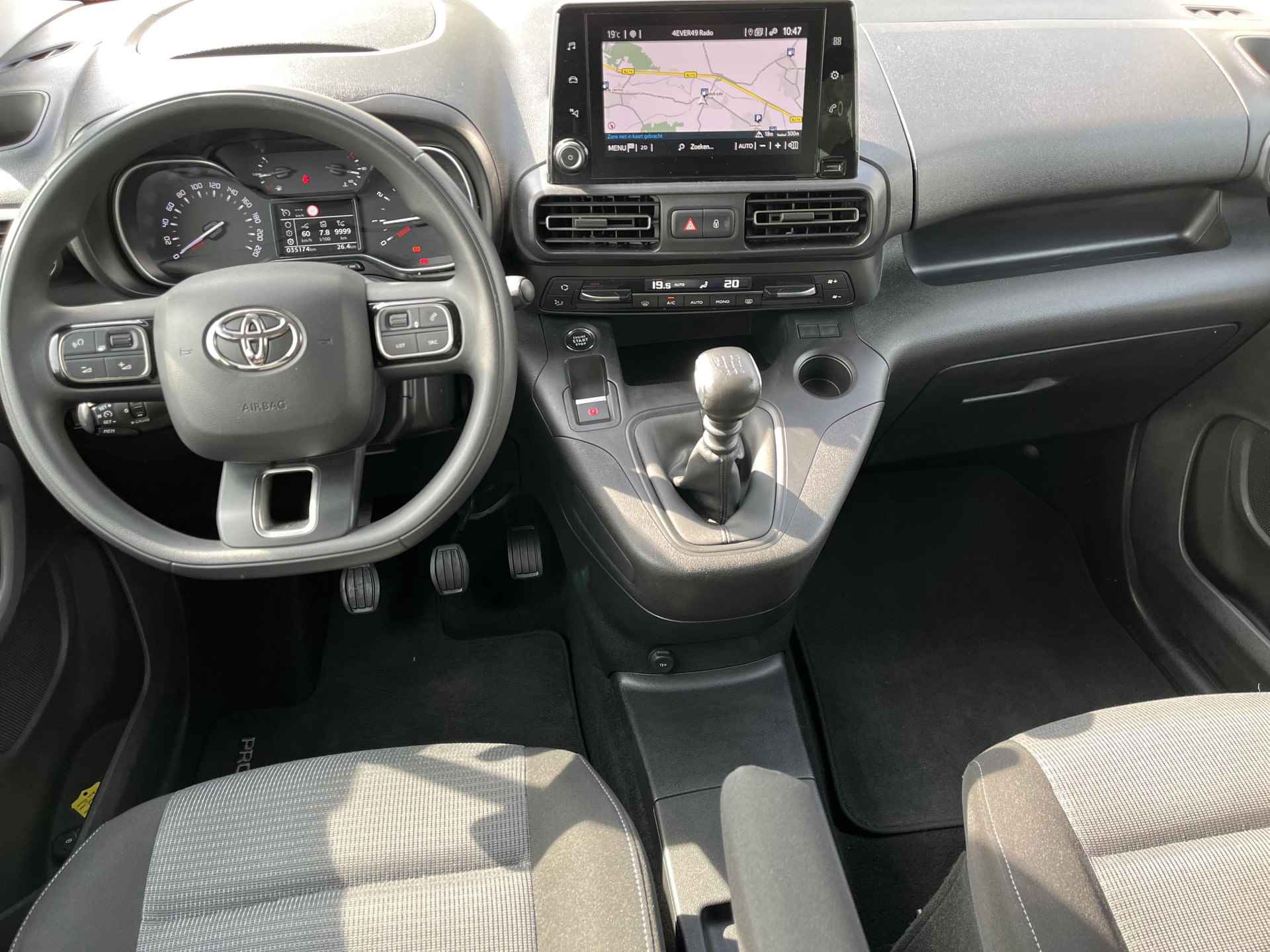 Toyota Proace city verso 1.2 Turbo Active | Navigatie | Trekhaak | Parkeercamera | Licht metalen velgen | - 11/23