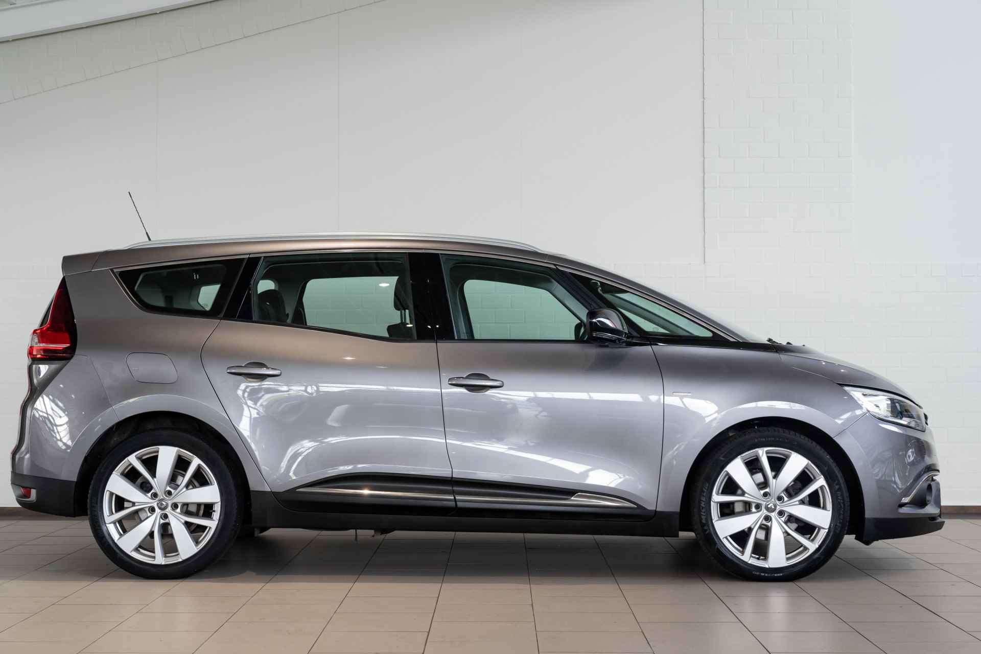 Renault Grand Scénic 1.3 TCe Automaat Limited 7 Persoons | Climate Controle | Navigatie | Keyless | - 6/35