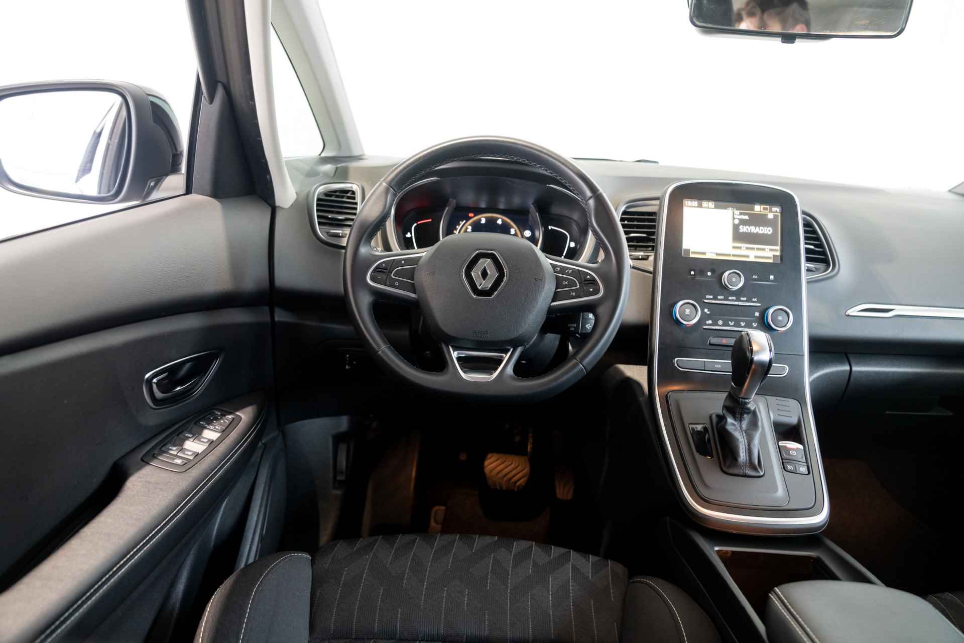 Renault Grand Scénic 1.3 TCe Automaat Limited 7 Persoons | Climate Controle | Navigatie | Keyless | - 34/35