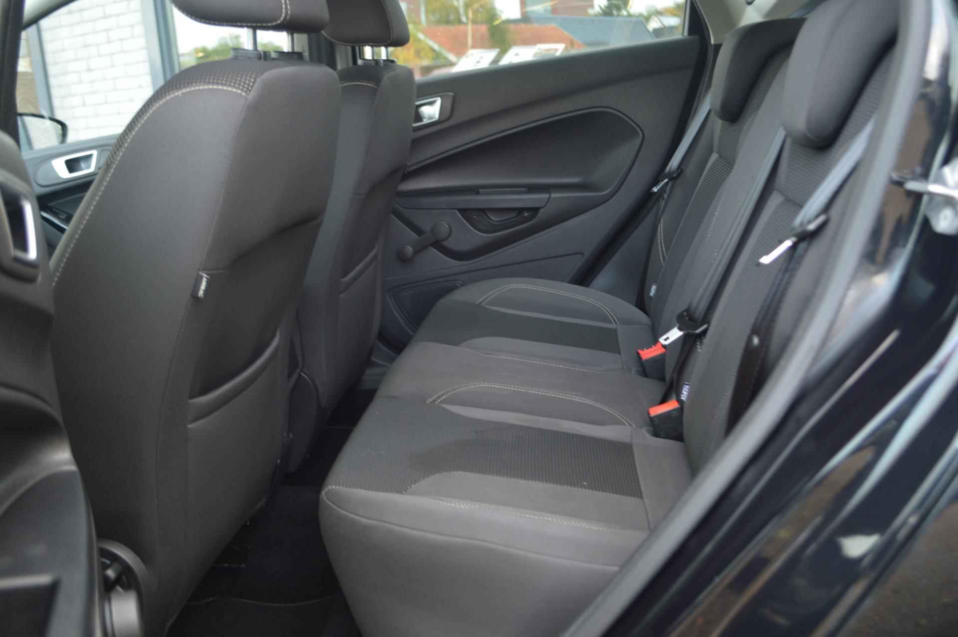 Ford Fiesta 1.0 EcoBoost Titanium Automaat | Navi | Parkeersensoren | LM-velgen - 11/30