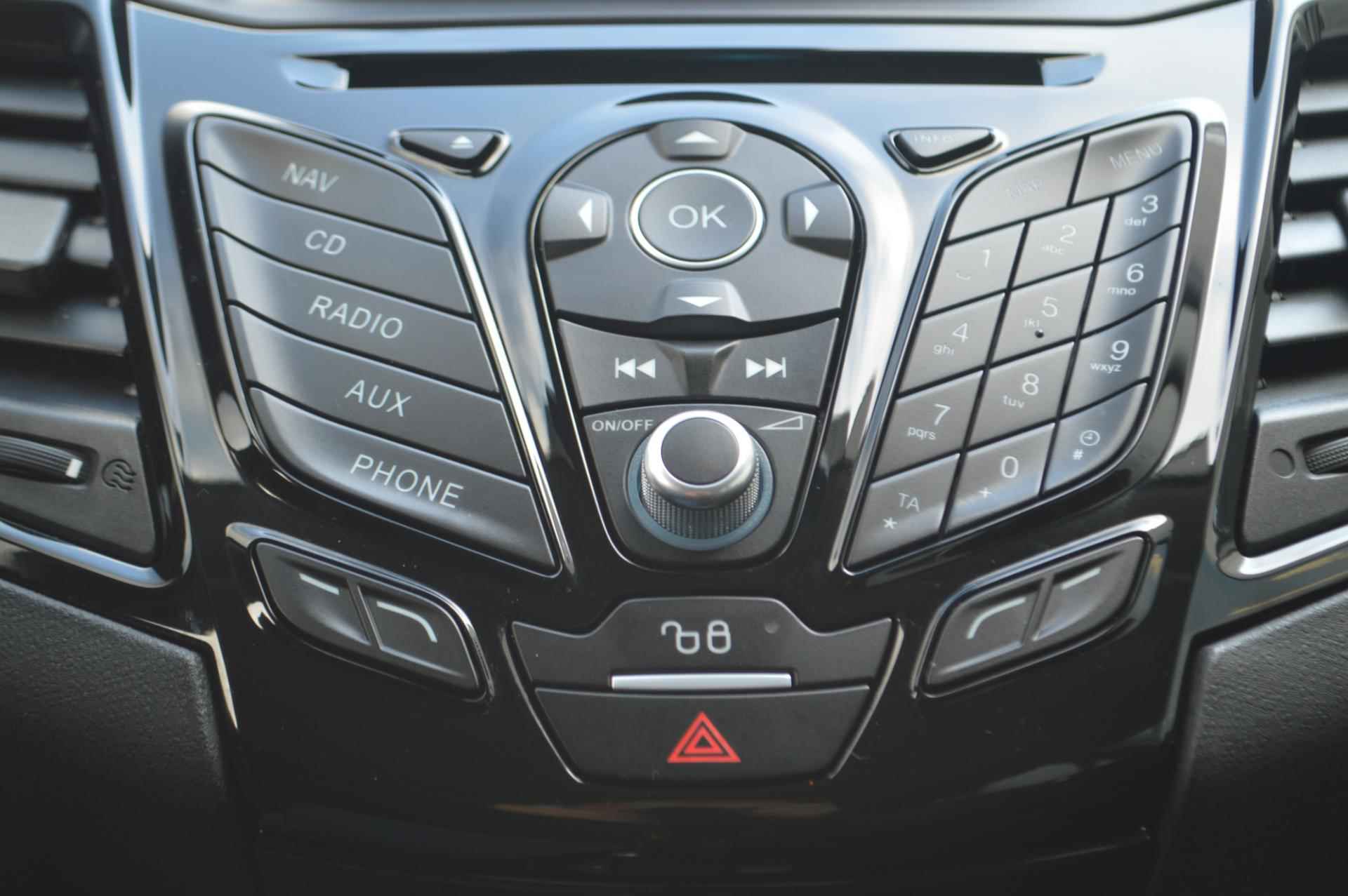 Ford Fiesta 1.0 EcoBoost Titanium Automaat | Navi | Parkeersensoren | LM-velgen - 19/30