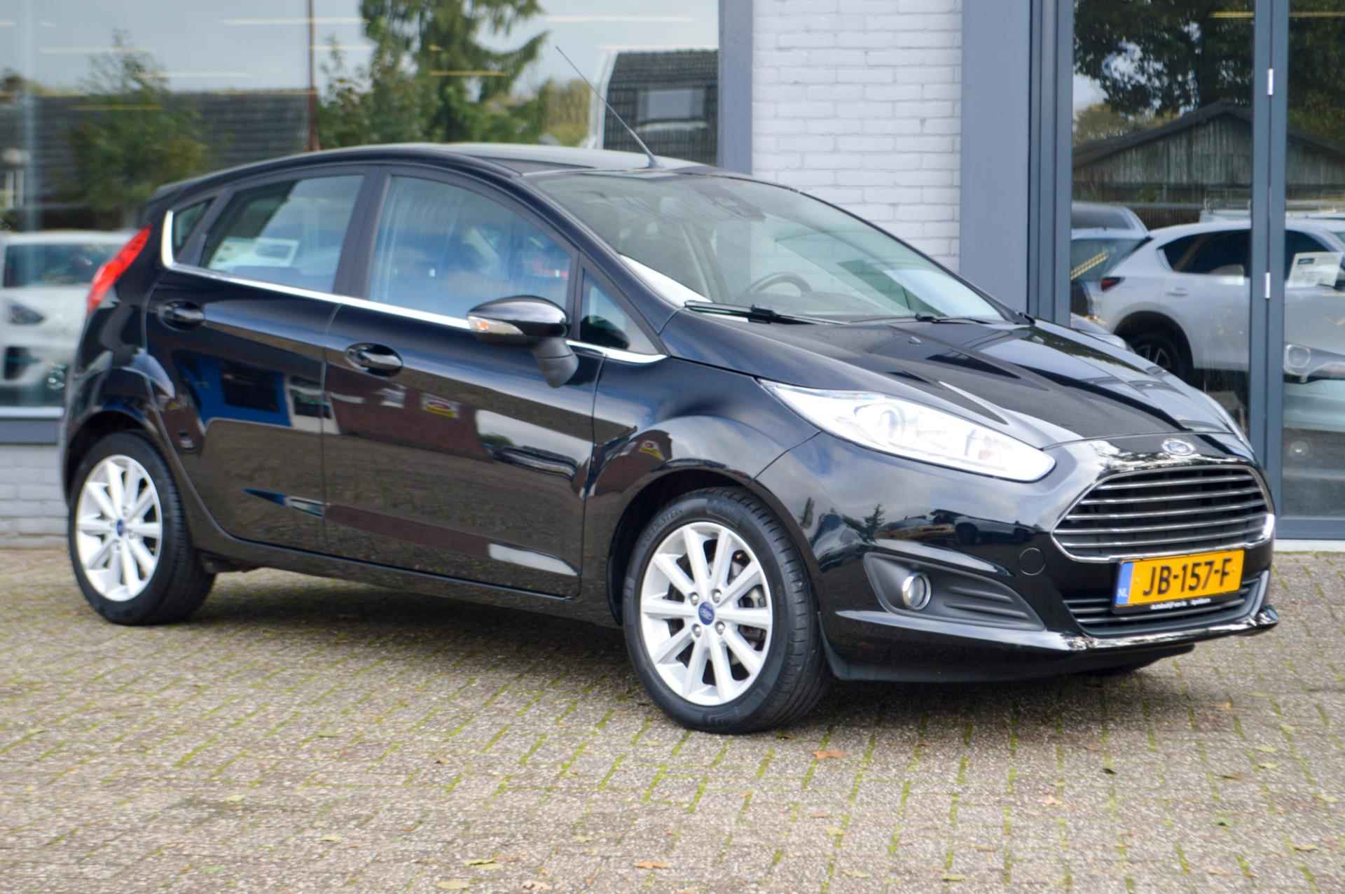 Ford Fiesta 1.0 EcoBoost Titanium Automaat |Navi|Parkeersensoren|LM-velgen|Verwarmde voorruit - 28/30