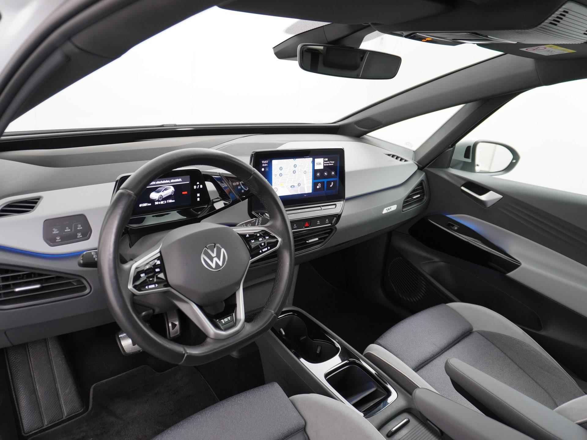 Volkswagen ID.3 First Plus 58 kWh *24.330 na subsidie* | PANO | ELEK. STOEL | CAMERA - 17/49