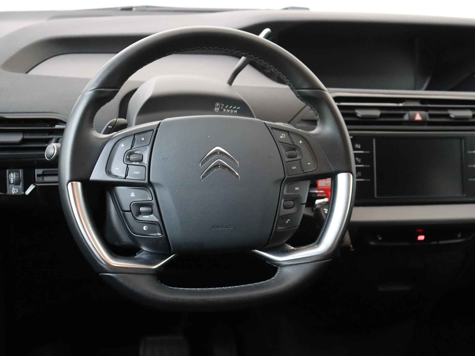 Citroen C4 SpaceTourer 1.2 PureTech Feel | Navigatie | Achteruitrijcamera | Cruise Control | Climate Control | - 6/26