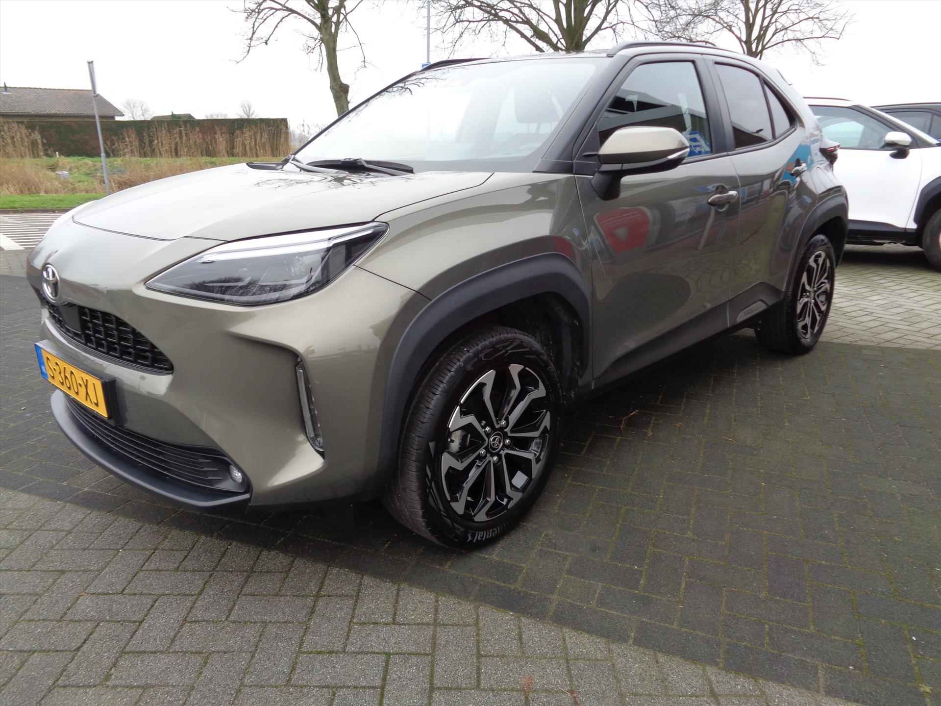 TOYOTA Yaris Cross 1.5 VVT-I Dynamic | TREKHAAK | NL AUTO | ADAPTIVE CRUISE CONTROLE | APPLE CARPLAY | ANDROID AUTO - 3/25