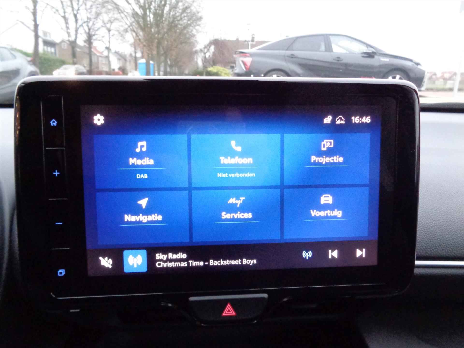 TOYOTA Yaris Cross 1.5 VVT-I Dynamic | TREKHAAK | NL AUTO | ADAPTIVE CRUISE CONTROLE | APPLE CARPLAY | ANDROID AUTO - 21/25