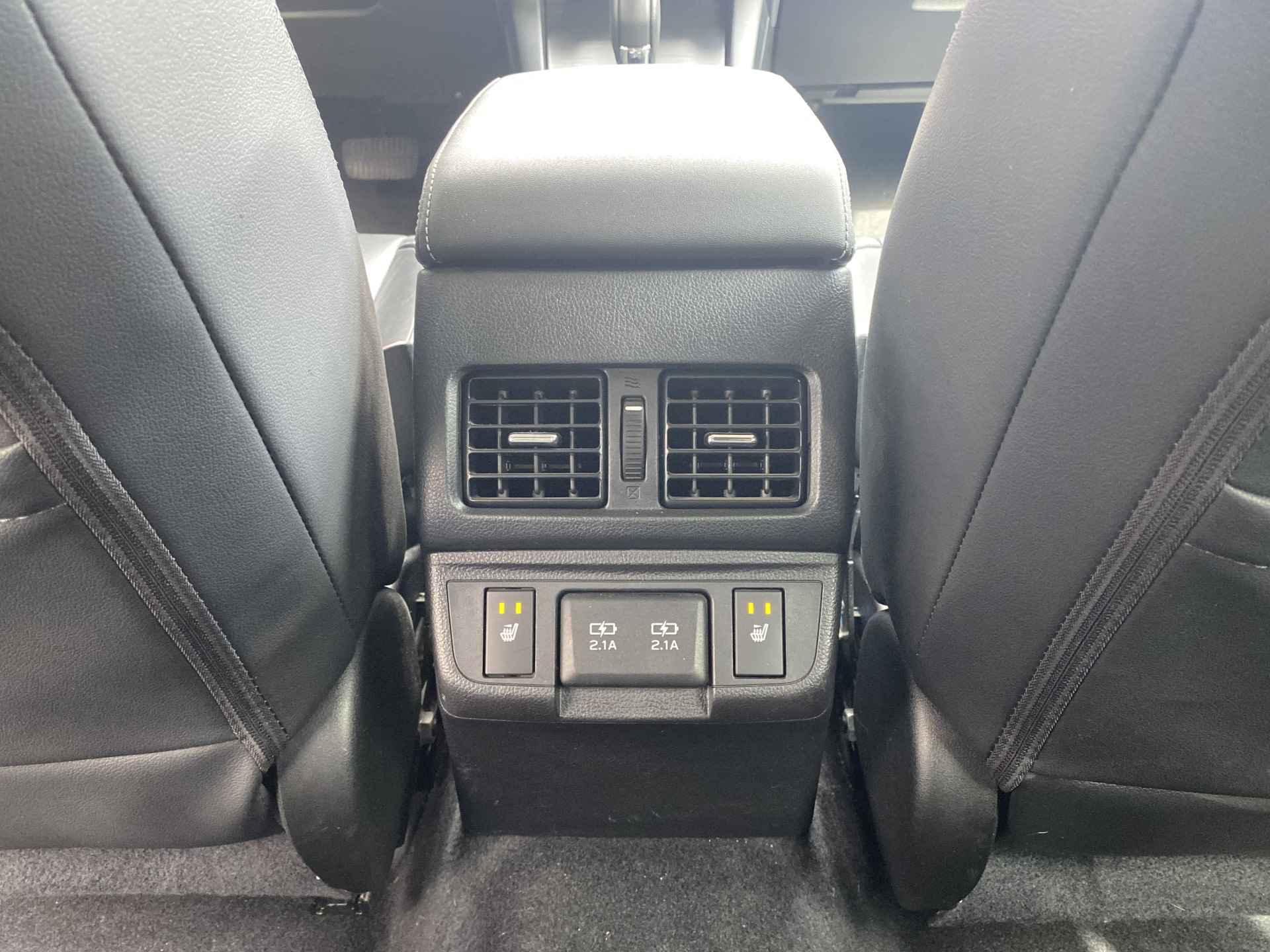 Subaru Outback 2.5i AWD Premium AUT. | 1e eigenaar | dealer onderhouden | lederen bekleding | navigatie | schuif-/kanteldak | eyesight - 29/45