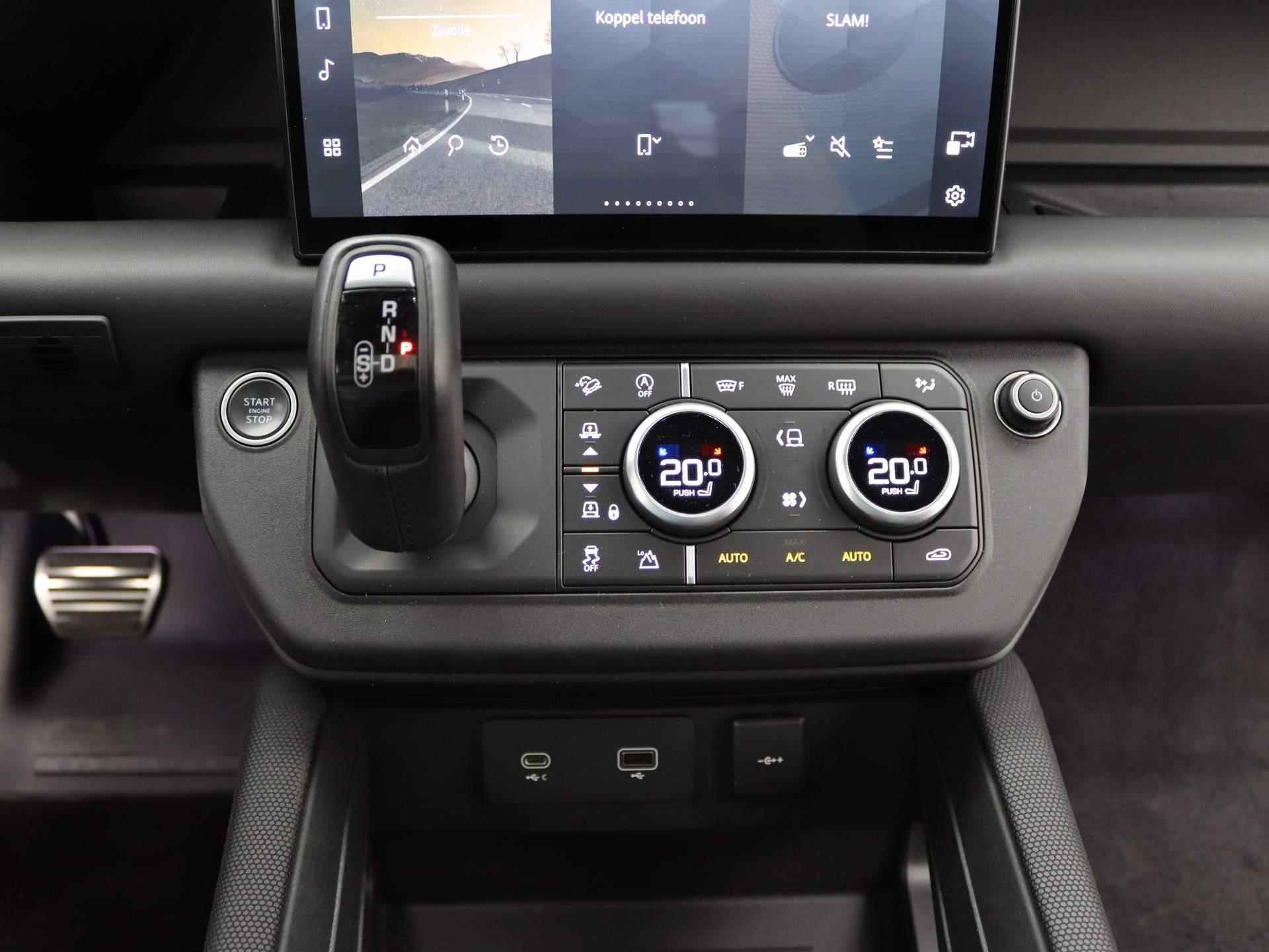Land Rover Defender 5.0 P525 110 V8 | NP € 214.829,- | Panorama Dak | Alcantara | Stoel Ventilatie | Koelvak | 22 Inch | Trekhaak | - 13/62