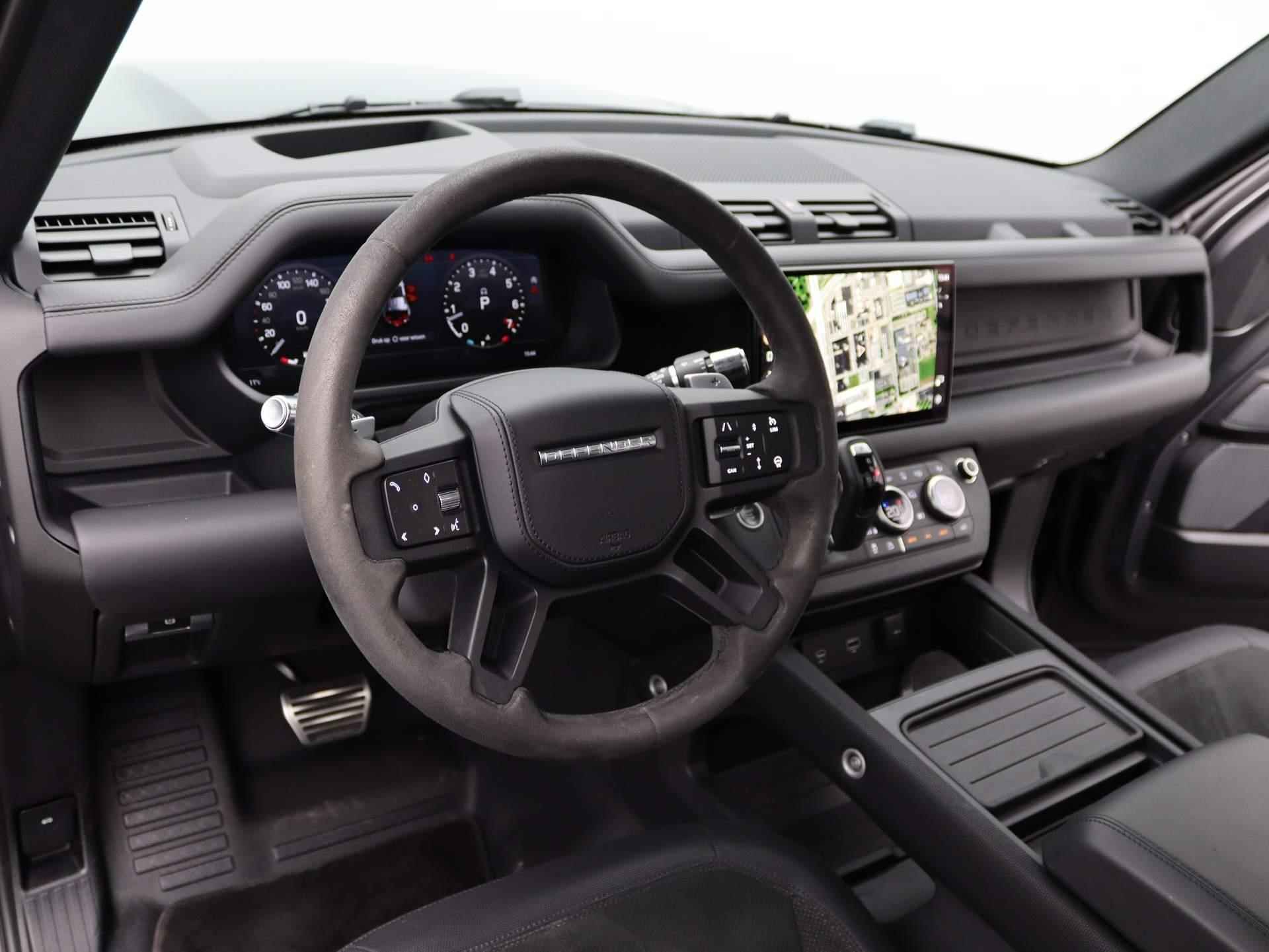 Land Rover Defender 5.0 P525 110 V8 | NP € 214.829,- | Panorama Dak | Alcantara | Stoel Ventilatie | Koelvak | 22 Inch | Trekhaak | - 24/62