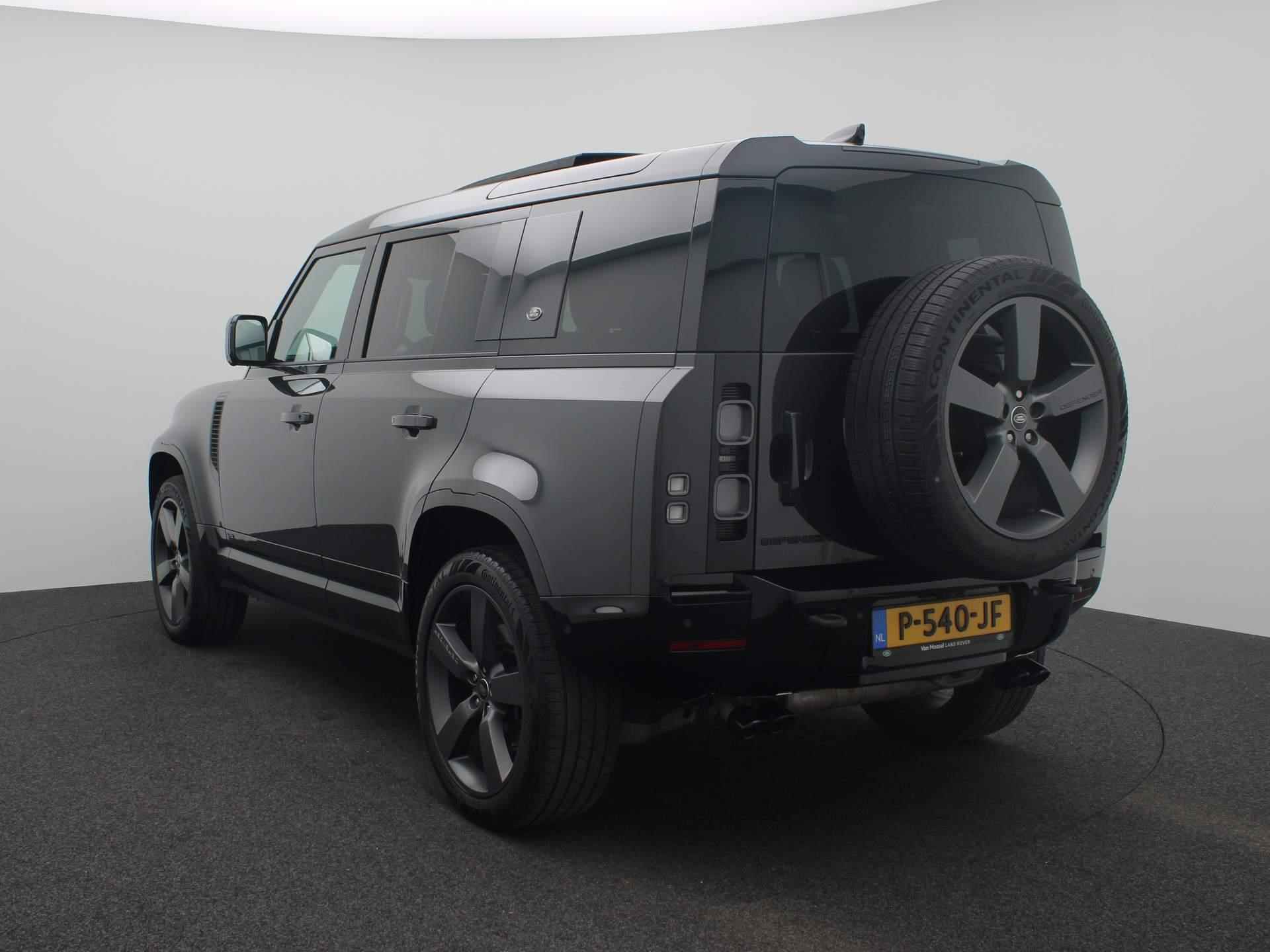 Land Rover Defender 110 5.0 V8 | 525 PK | NP € 214.829,- | Panorama Dak | Alcantara | Stoel Ventilatie | Koelvak | 22 Inch | Trekhaak | - 8/62