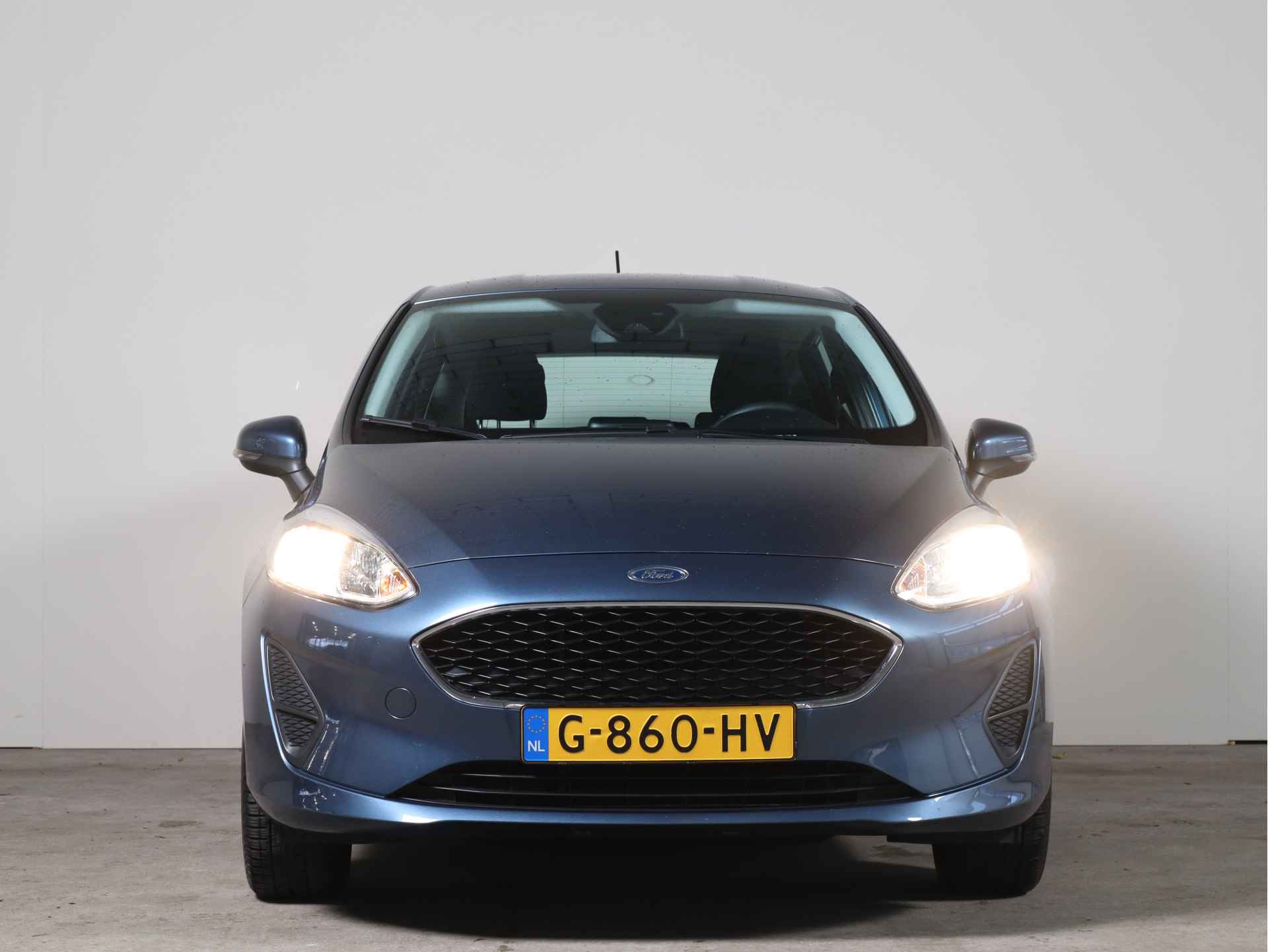 Ford Fiesta 1.1 Trend NL-Auto!! Nav I PDC I Cruise -- A.S. ZONDAG GEOPEND -- - 4/28