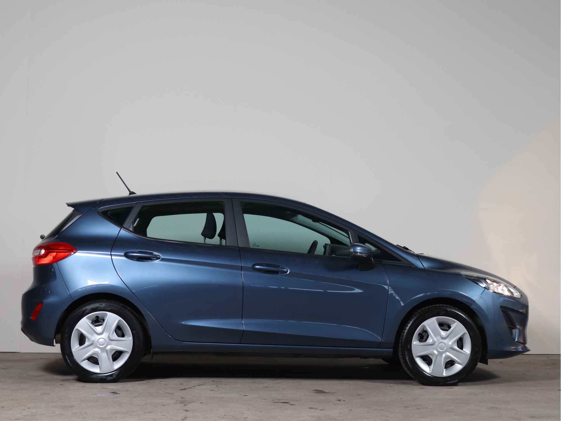 Ford Fiesta 1.1 Trend NL-Auto!! Nav I PDC I Cruise -- A.S. ZONDAG GEOPEND -- - 27/28