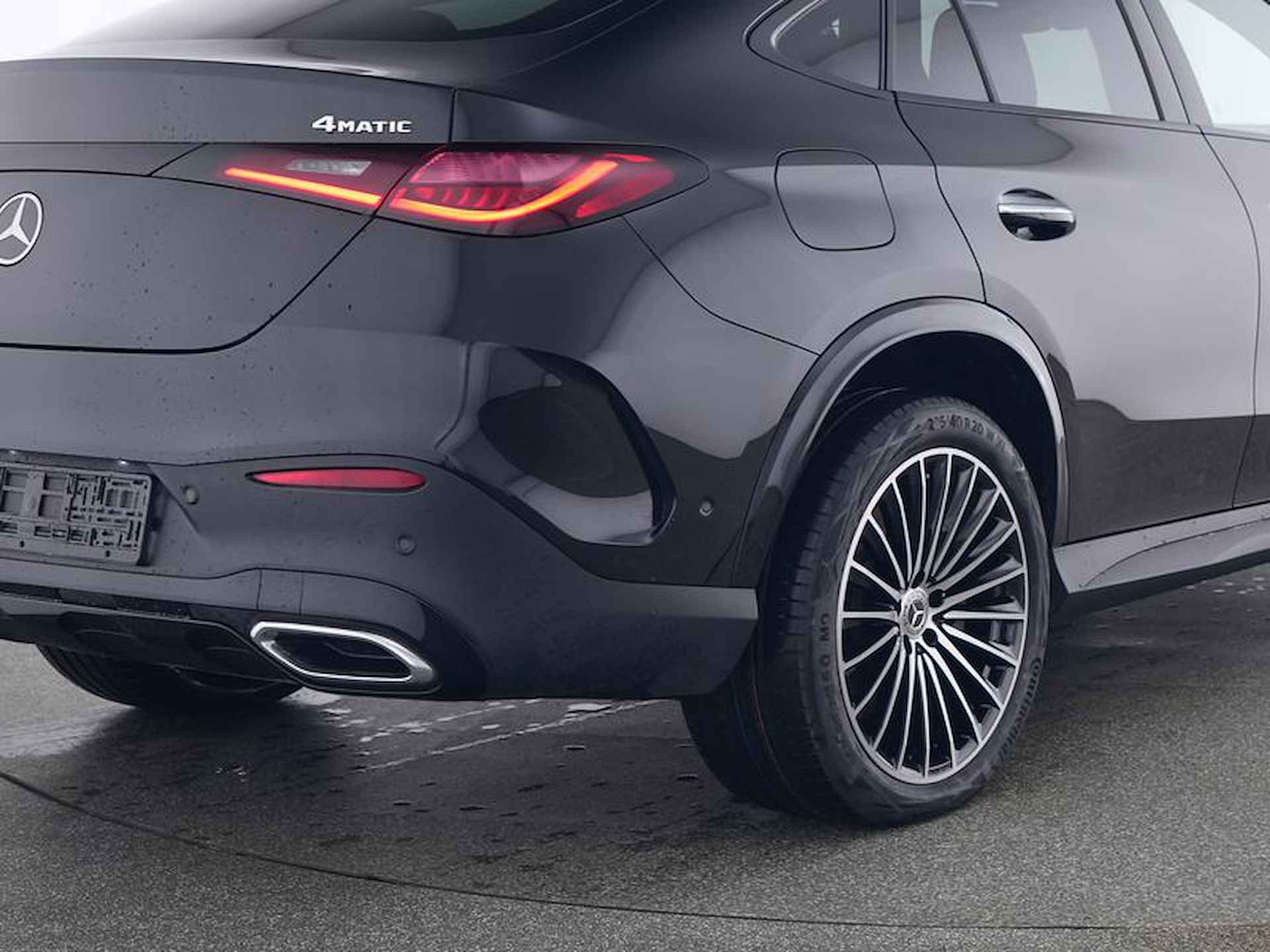 Mercedes-Benz GLC Coupé 300 e 4M AMG Plug-In Hybride | Panorama Schuif-Kanteldak | AMG Line Premium | Night Pakket | Burmester® 3D-Surround-Soundsystem | Head-up-Display | Inclusief 24 maanden MB Certified garantie voor Europa. - 10/13