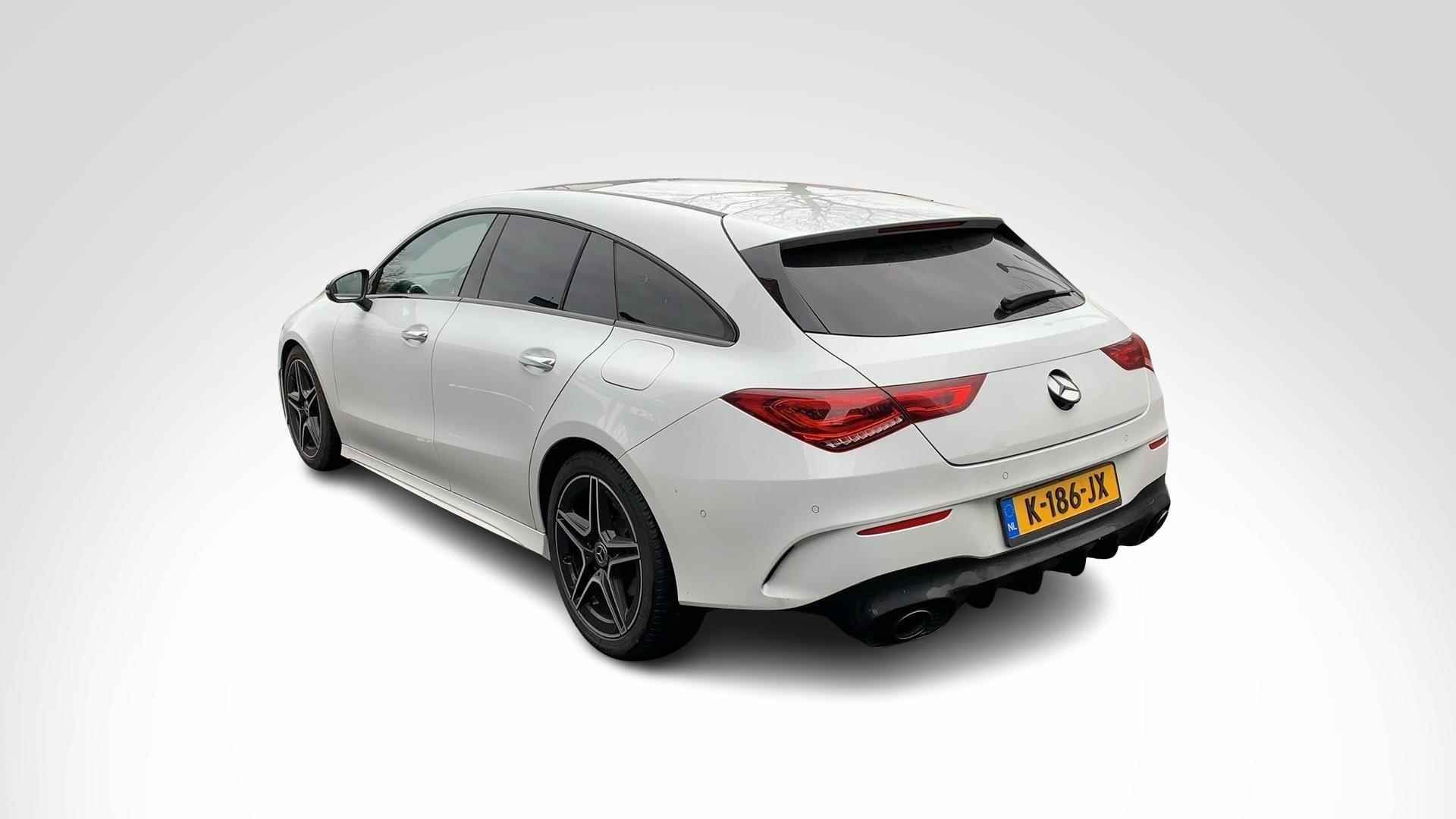 Mercedes-Benz CLA CLA 200 Shooting Brake Business Solution AMG | Nightpakket | Advanced Sound System | Panoramadak | Multibeam LED | Sfeerverlichting | Stoelverwarming | Parktronic - 2/4