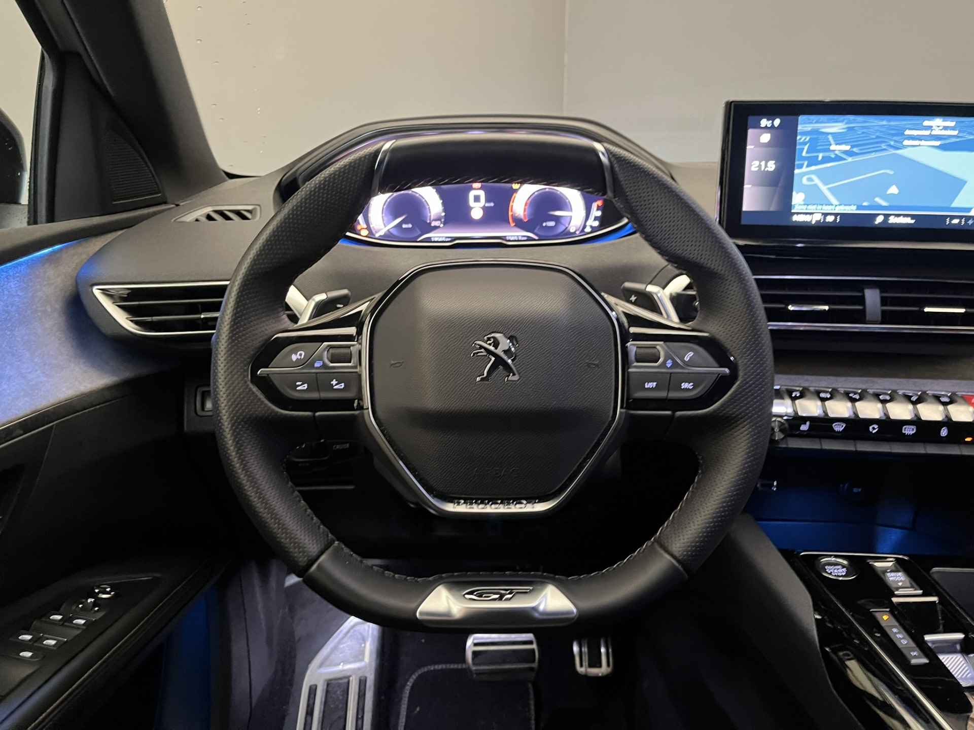 Peugeot 5008 1.2 130PK GT Black Pack | 7.Persoons | Elek.Klep | Camera | Navigatie | Keyless | Stoelverwarming | Leder\Stof | Carplay | DAB+ | 19'' Lichtmetaal | Getint glas | Bluetooth | Touchscreen | - 18/33