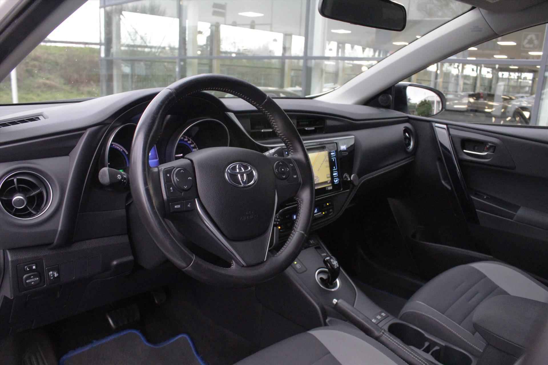 TOYOTA Auris 1.8 Hybrid 136pk Automaat Aspiration - 12/35