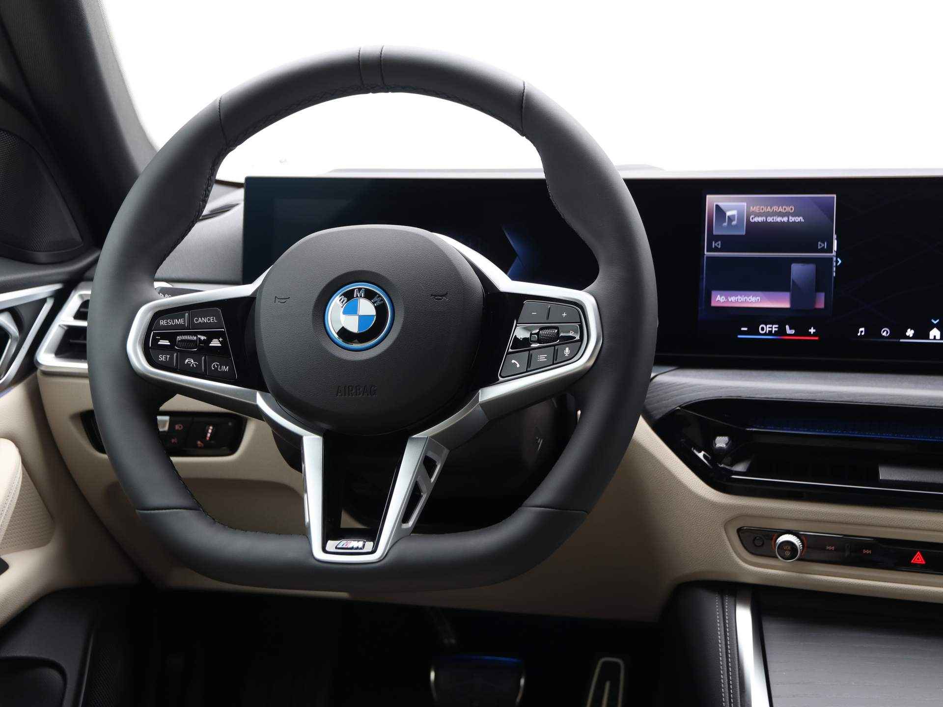 BMW i4 eDrive35 M Sport Edition 70 kWh - 3/25