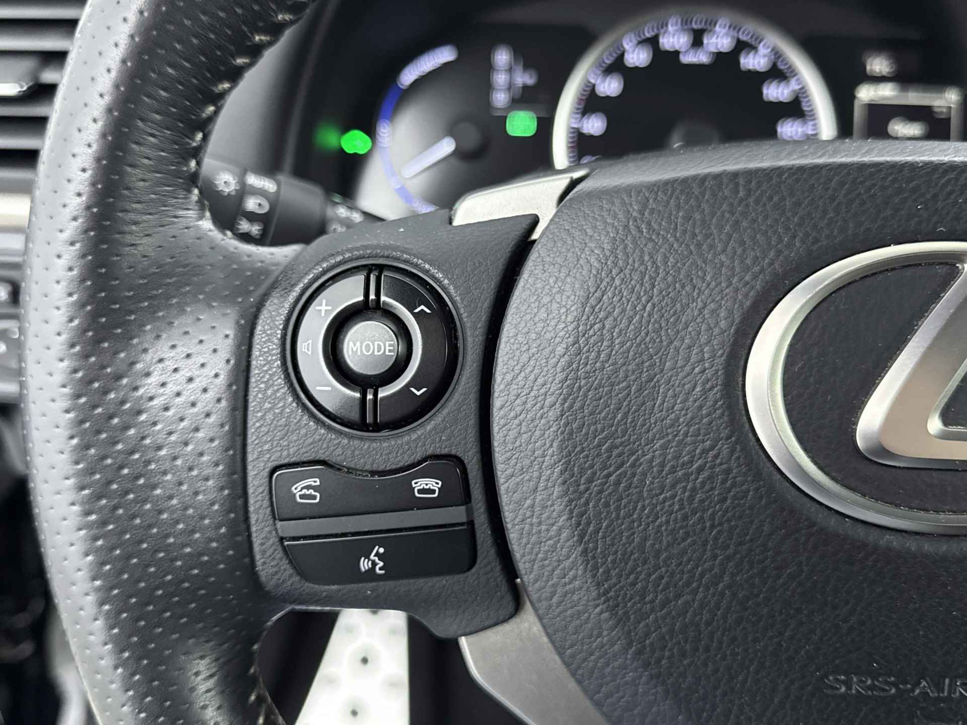 Lexus CT 200h F Sport Line | Sportstoelen | Stoelverwarming | Mistlampen | - 22/40