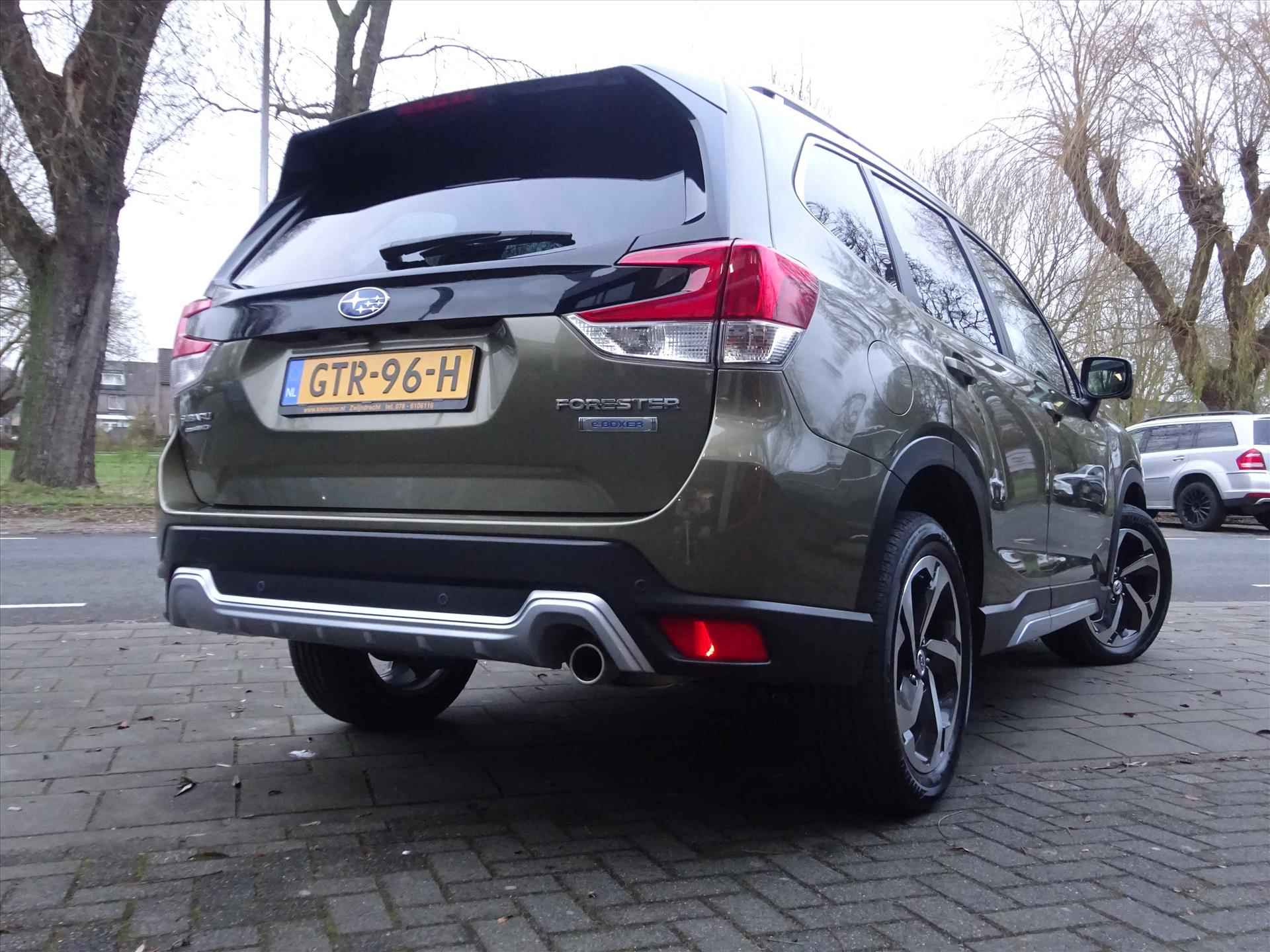 Subaru Forester 2.0i e-BOXER 150pk CVT Premium | ZWART LEDER | PANO | NAVI | SRS | 5 JAAR FABRIEKS GARANTIE. - 3/52