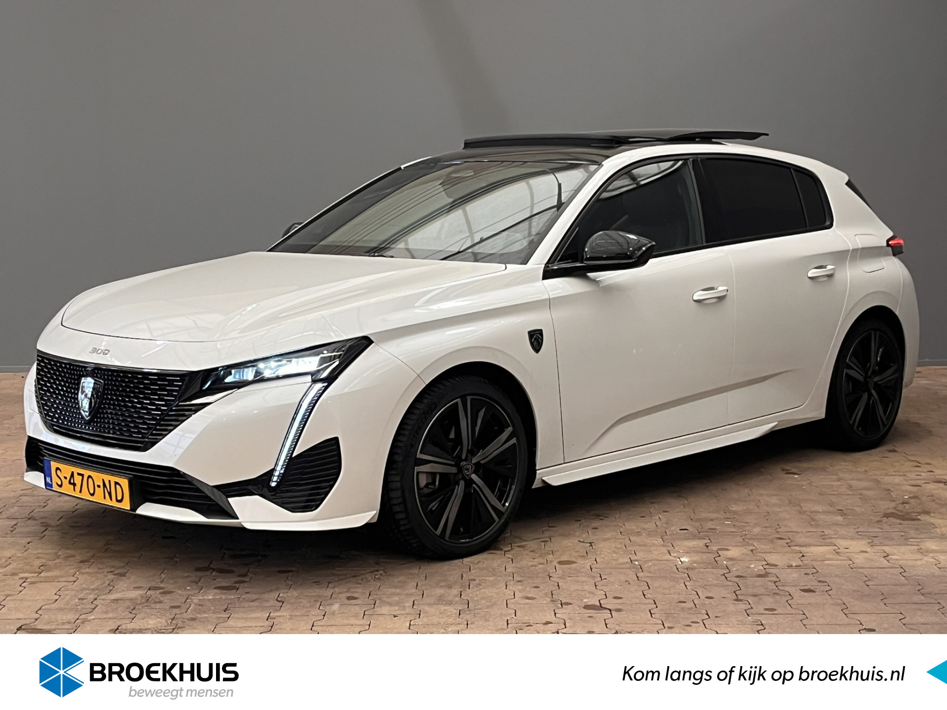 Peugeot 308 1.6 225PK Hybrid GT | Panoramadak | Trekhaak | FOCAL | Elek.Stoel | Geheugen | Massage | Alcantara/Leder | Elek.Klep | 360 Camera | Stoelverwarming | Stuurverwarming | Carplay | Navigatie | Dode hoek | Bluetooth |