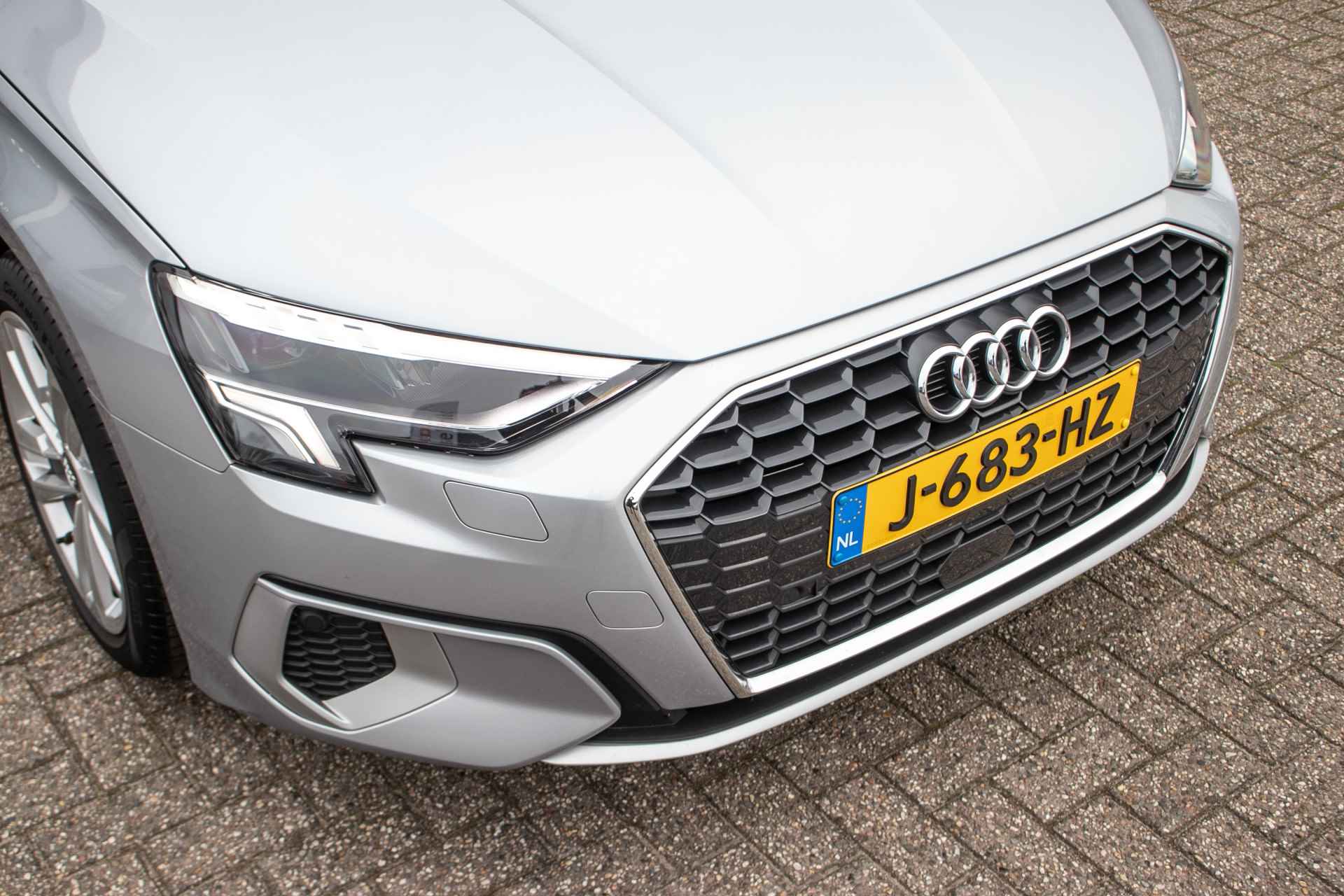 Audi A3 Sportback 35 TFSI Business edition Automaat All-in rijklaarprijs | Schuif-/kanteldak | Leer | 3D Nav | Afn. Trekhaak | Stoelverw. - 25/45