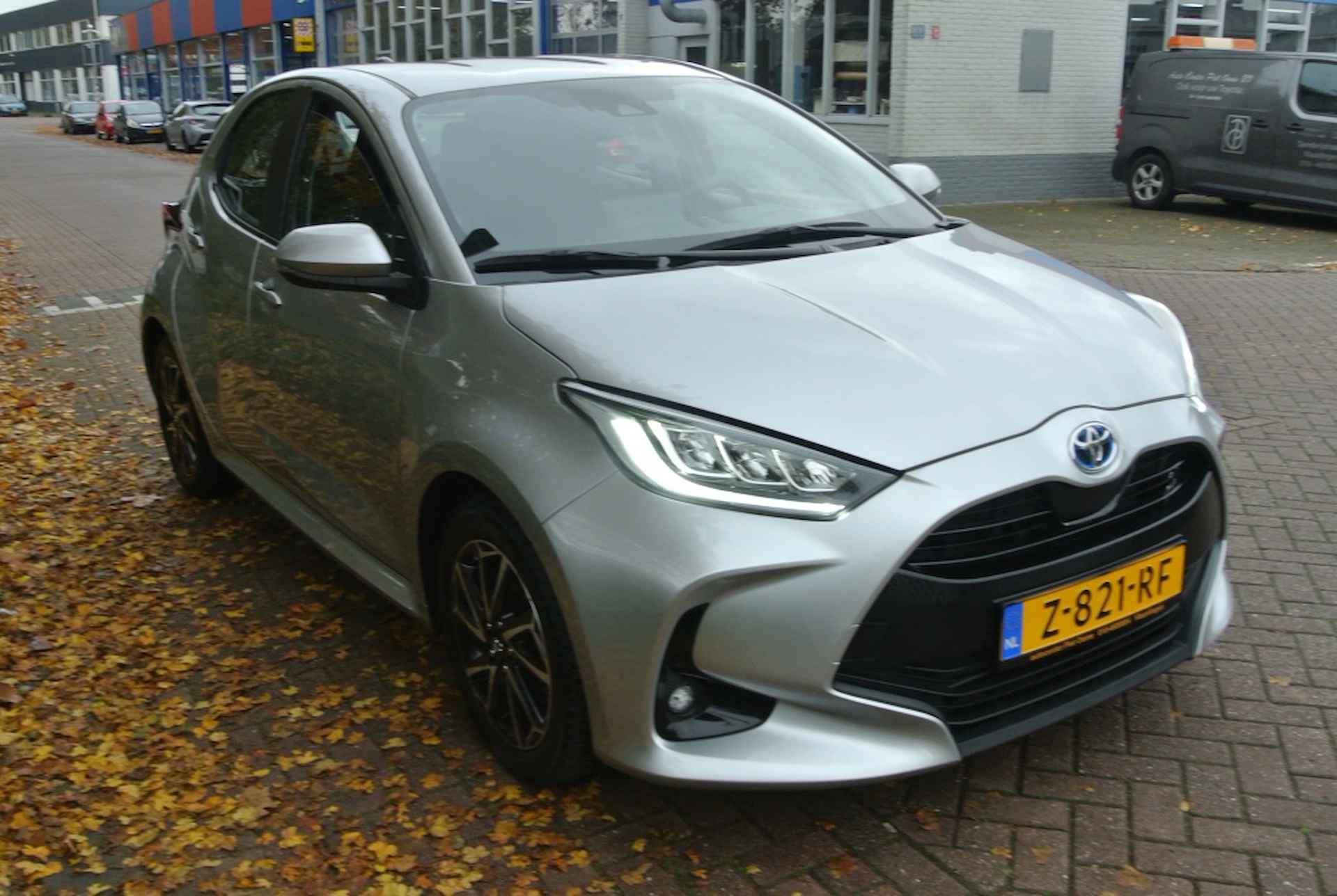 Toyota Yaris 1.5 Hyb. Dynamic - 4/20