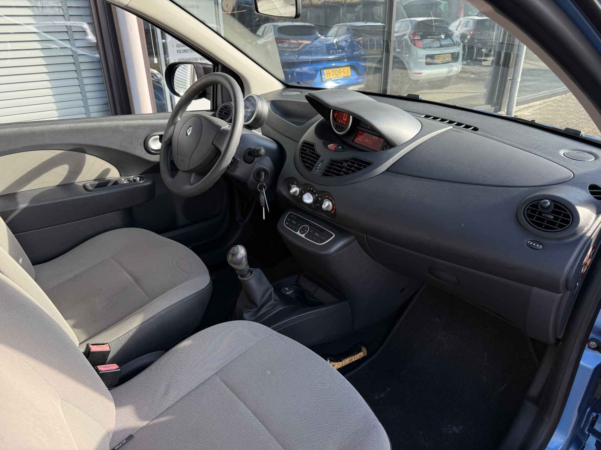 Renault Twingo 1.2-16V Collection | airco | NL-auto | tijdelijk gratis Top Afleverpakket twv Eur 695 - 9/26