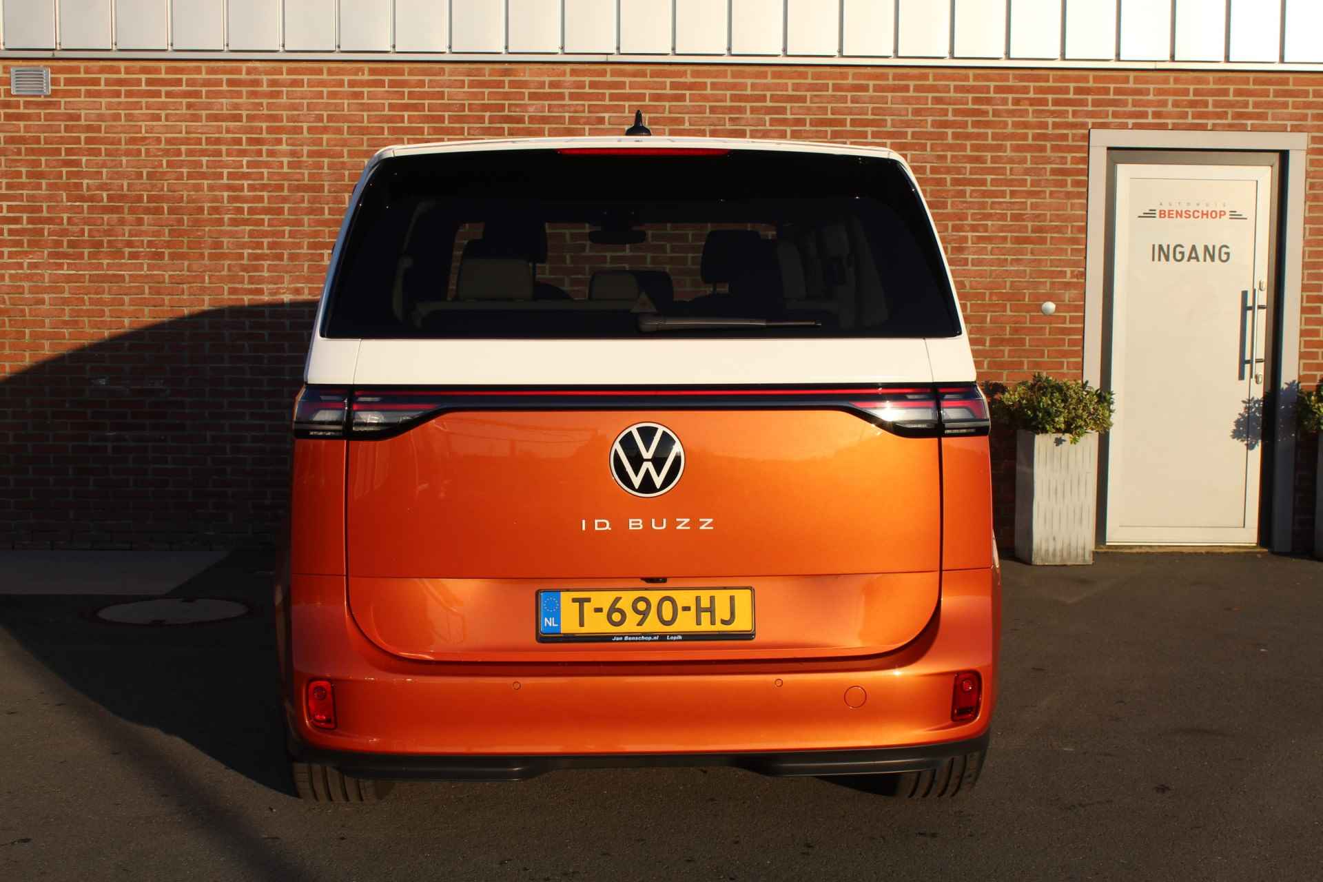 Volkswagen ID. Buzz 1st Max 77kWh Elektromotor 204PK |UNIEK|TREKHAAK|ELEK.SCHUIFDEUREN| - 4/49