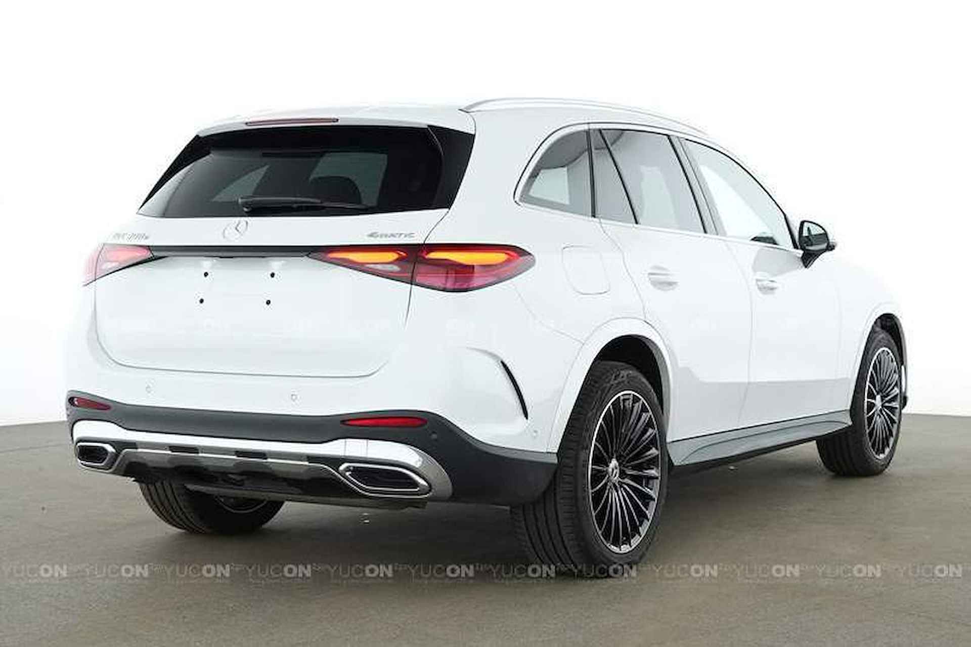 Mercedes-Benz GLC GLC 400e Automaat 4MATIC AMG Line | MANUFAKTUR | Premium Plus Pakket | Winterpakket | Distronic | Panoramadak | Head-Up | Burmester 3D Audio | Sfeerverlichting | Trekhaak - 2/5