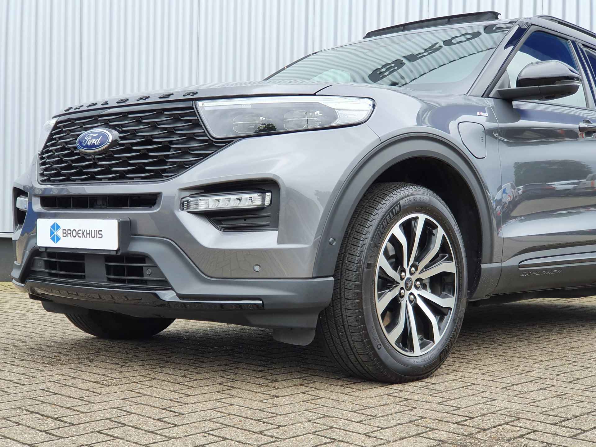 Ford Explorer 3.0 V6 PHEV ST-Line | BTW-Auto | Massagestoelen | Panoramadak | Fabrieksgarantie! - 4/49