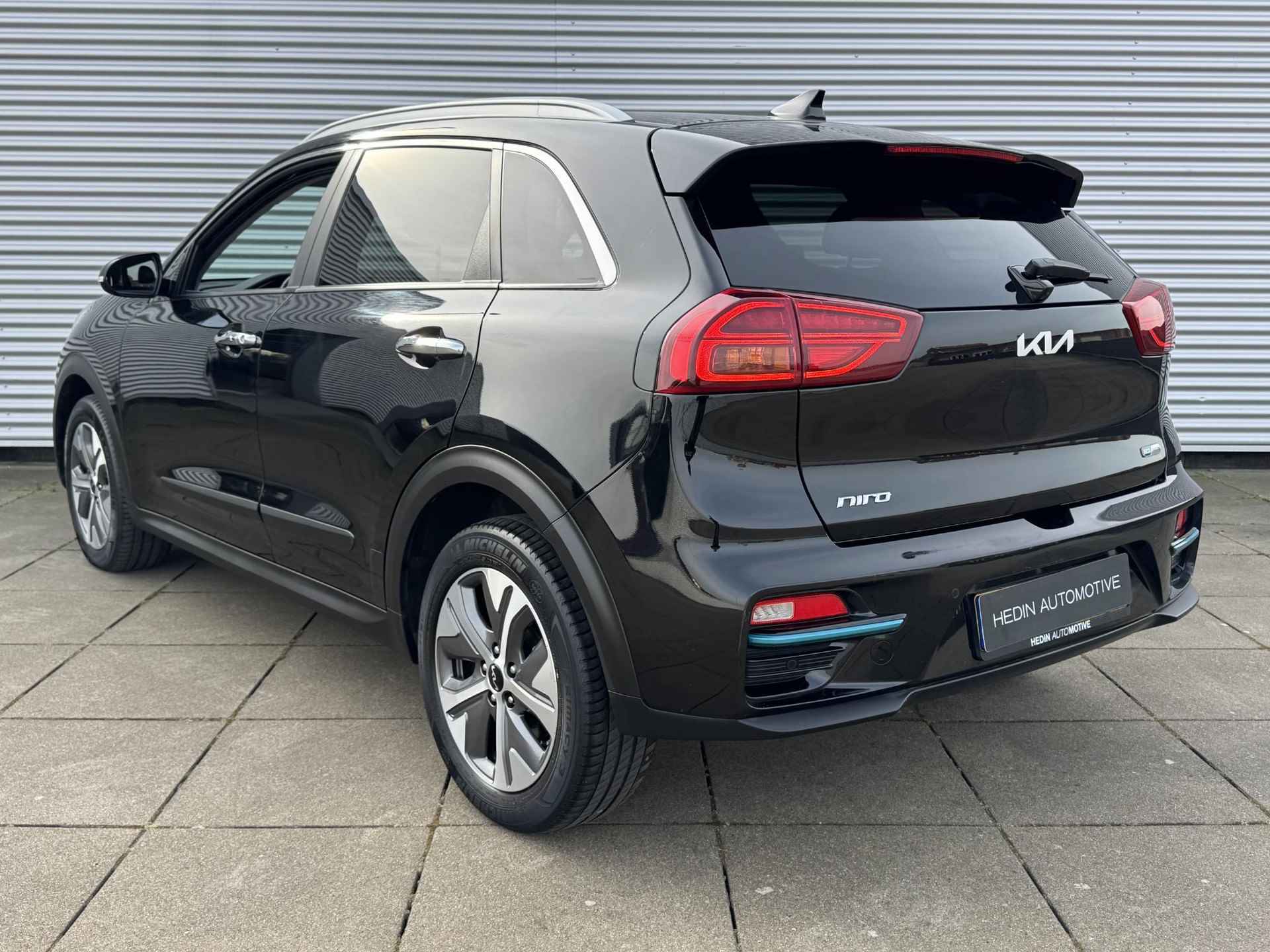 Kia Niro Edition 64 kWh | 3 Fase laden | Navigatie | Camera | Ad. Cruise | Carplay | Stoel/stuurverw. | PDC | LMV 17 inch | 1e eigenaar - 19/25