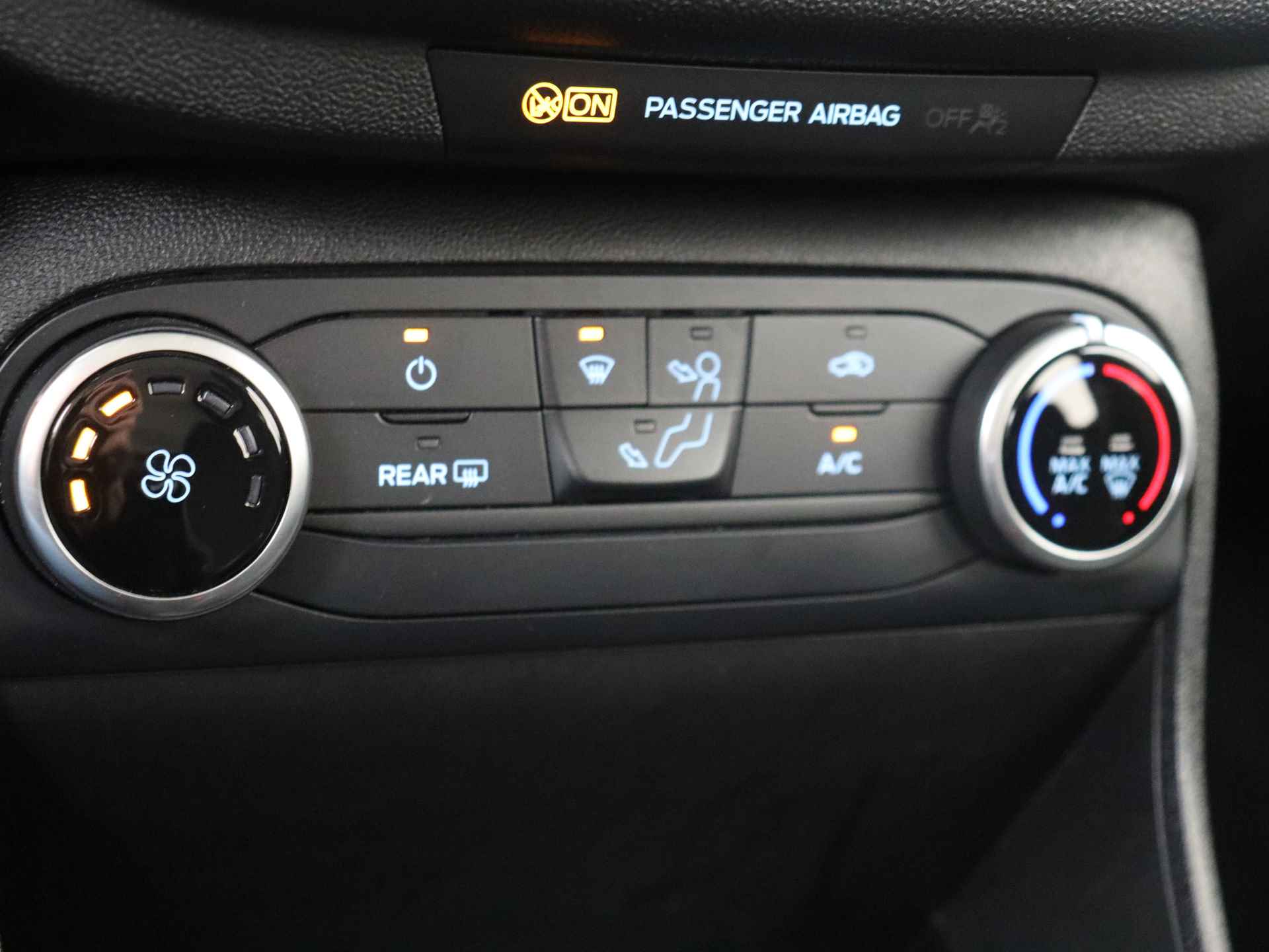 Ford Fiesta 1.1 Trend 5 deurs | Airco - 18/30