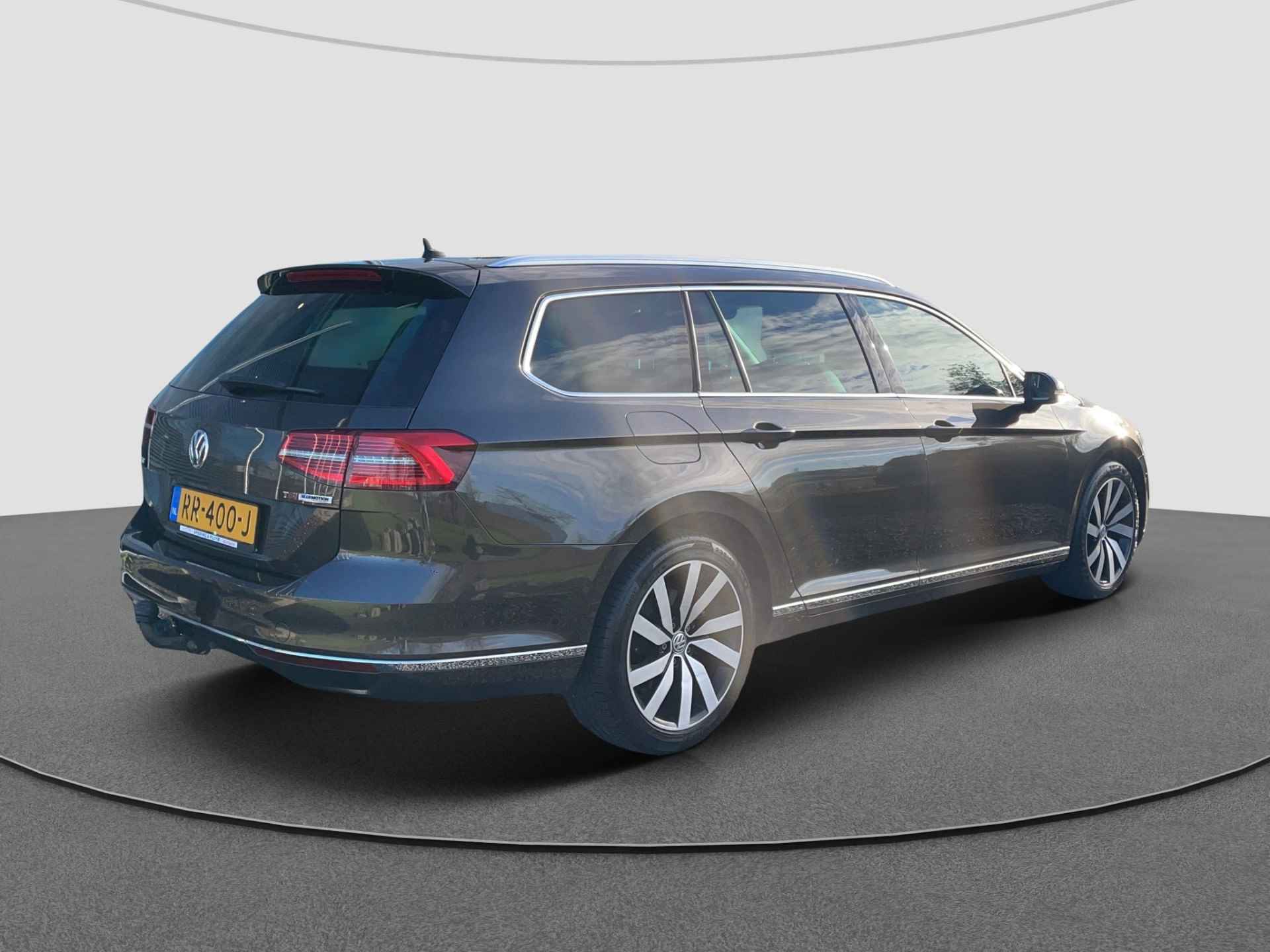 Volkswagen Passat 1.4 TSI ACT Highline Business R-Line | Dynaudio | Trekhaak | Camera - 9/29