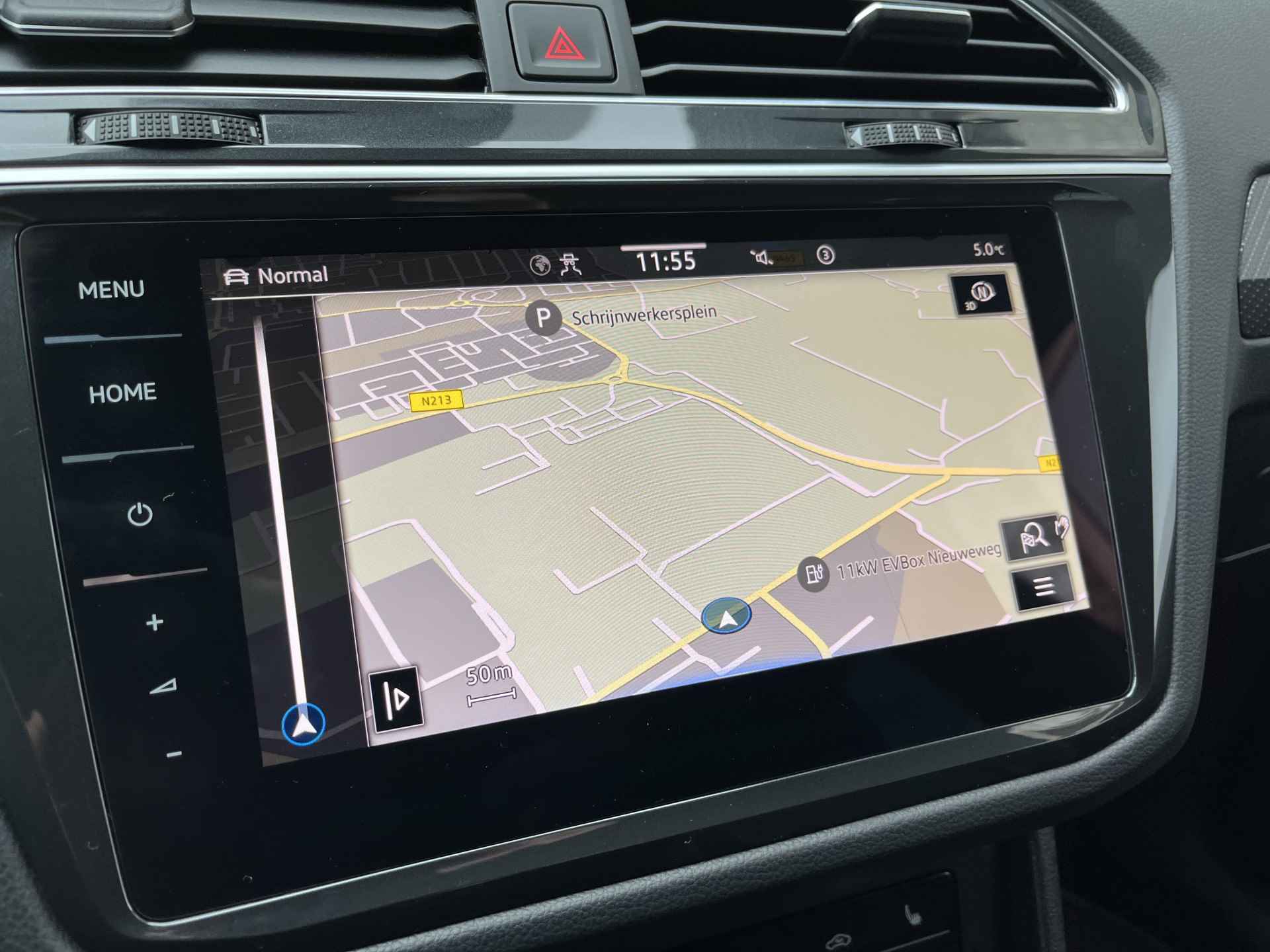 Volkswagen Tiguan 1.4 TSI eHybrid 2x R-Line / AUTOMAAT/ PANO/ TREKHAAK/ 360 CAMERA/ PARK. SENSOREN/ DCC/DODE HOEK/ LEDEREN MEMORY SEATS/ STOEL VERWARM. V EN A/ KEYLESS/ HEAD UP DISPLAY/ STUUR VERWARM./ ADAPT. CRUISE/ APP CONNECT/ - 31/57