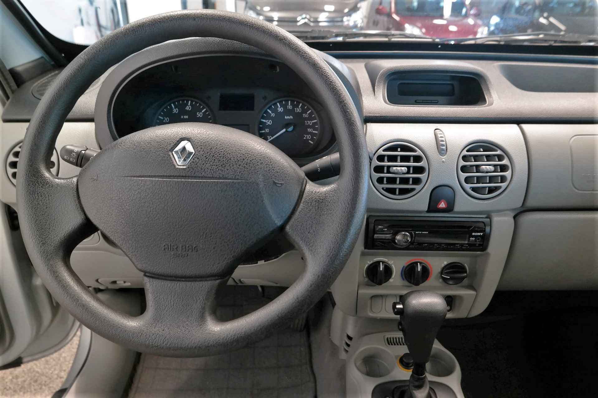 Renault Kangoo Rolstoelauto Automaat 3+1 - 12/27