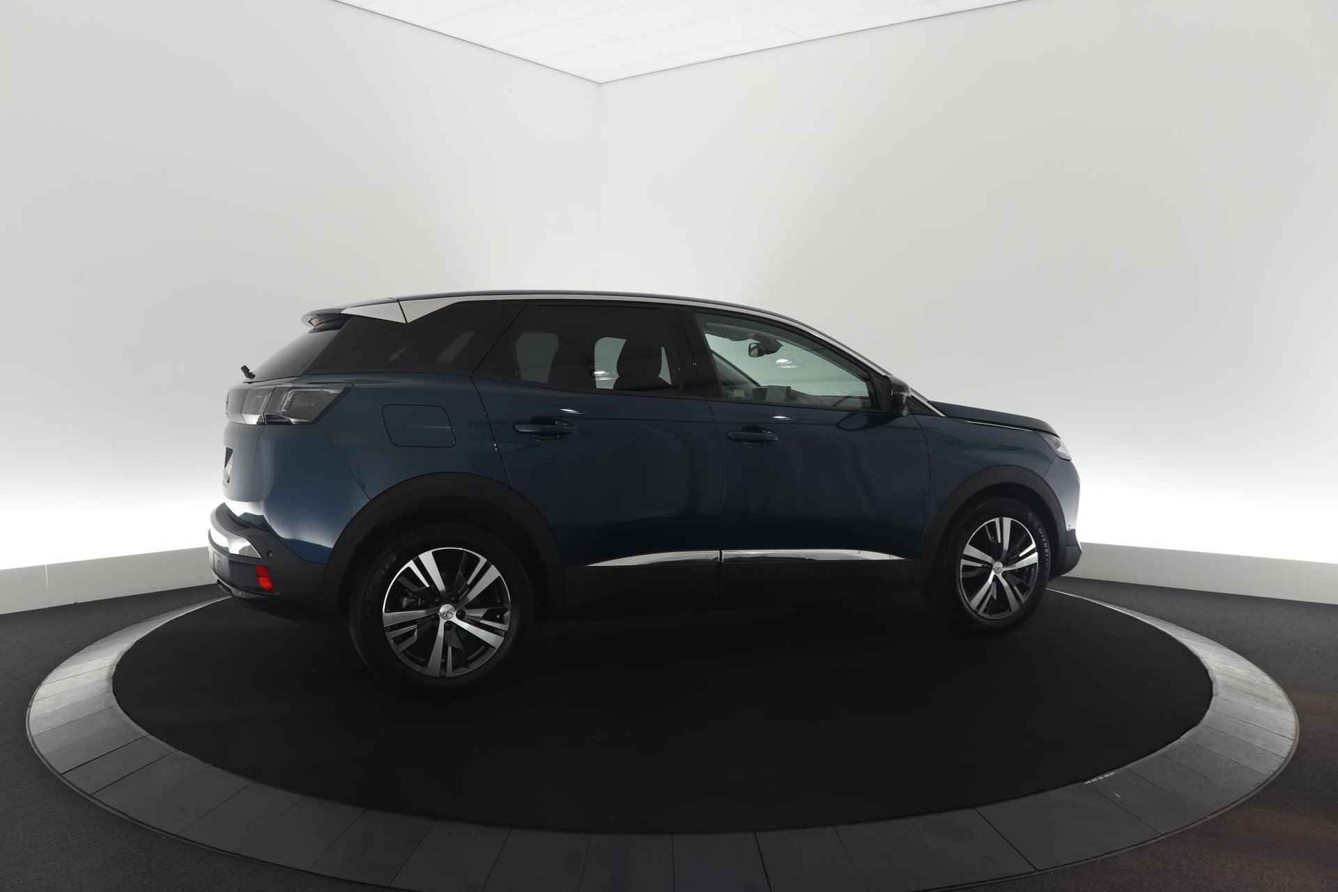 Peugeot 3008 PureTech 130 EAT8 Allure | Camera | Dodehoekdetectie | Apple Carplay | Navigatie | Parkeersensoren - 9/71